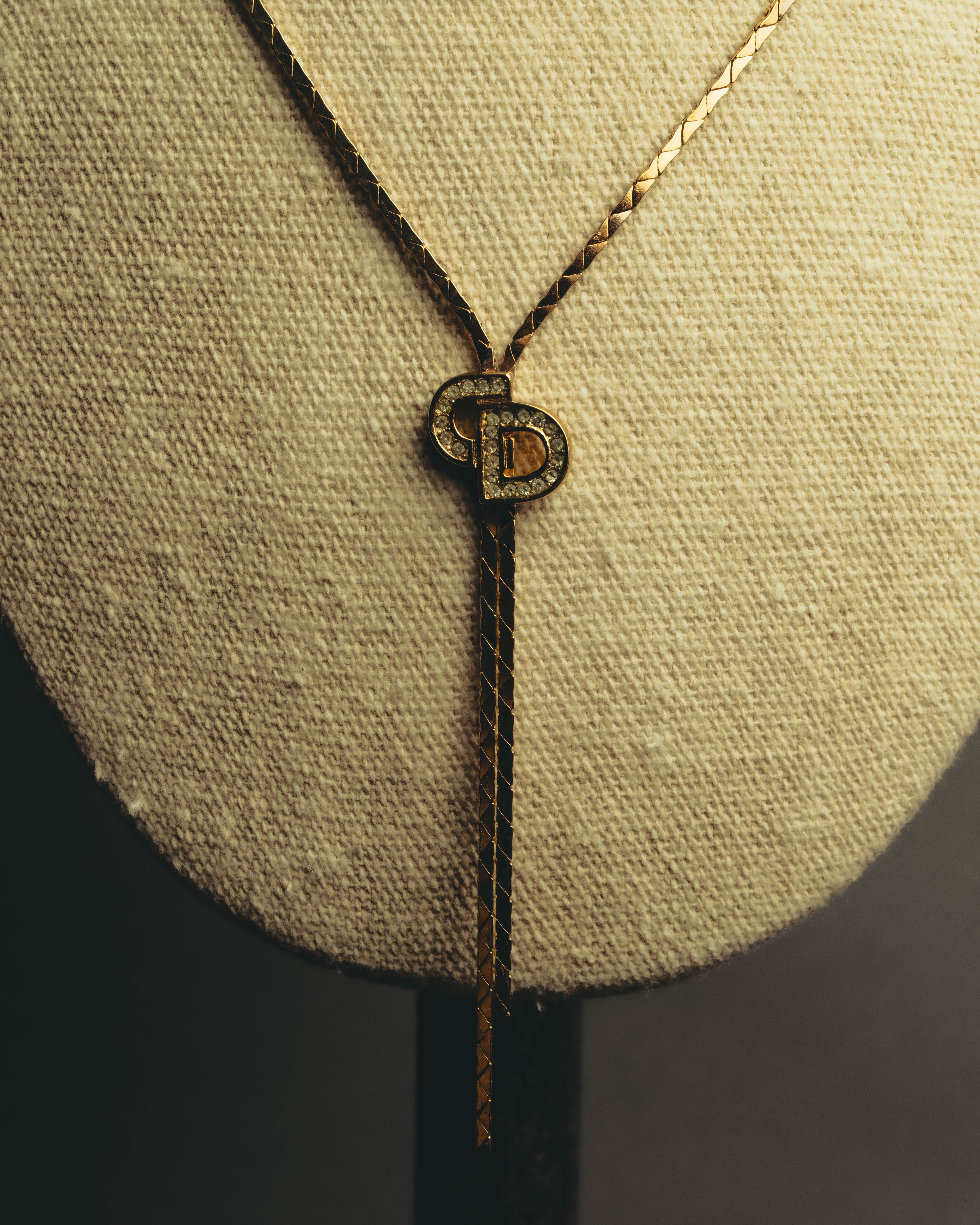 "Christian Dior" 80's-90's Gold tone rhinestone cd lariat necklace