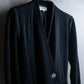 "Yves Saint Laurent Rive Gauche"
Beautiful button design no-collar coat