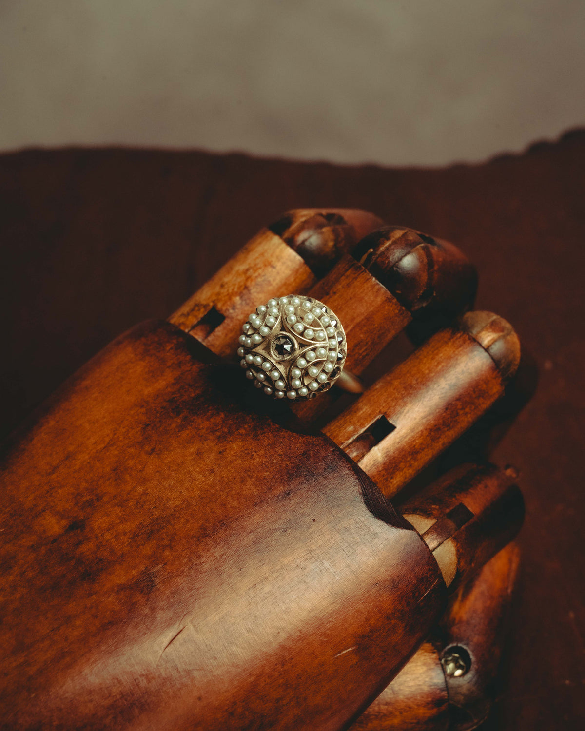 “Christian Dior” 2018-2020 Sculptural pearl and enamel dome ring