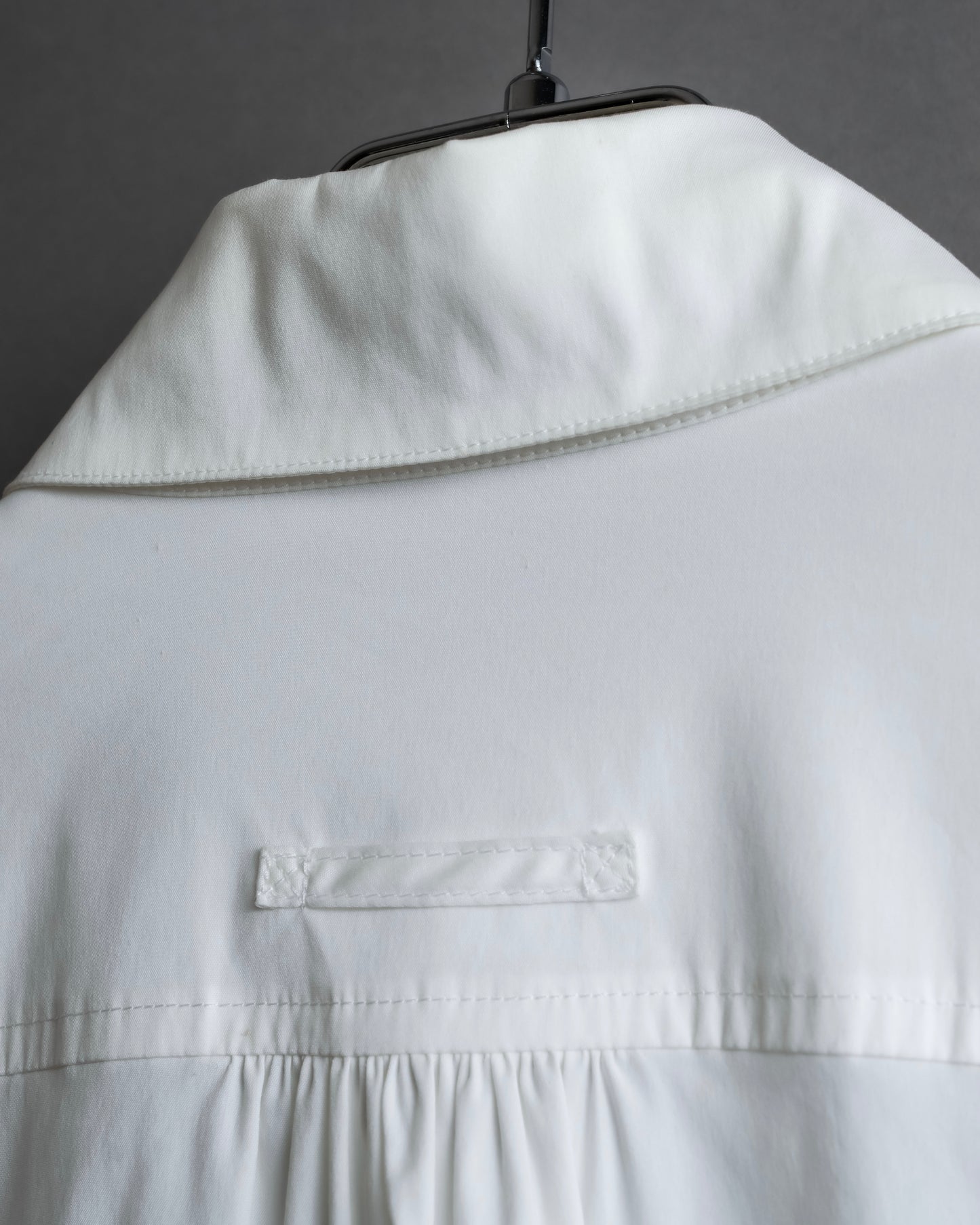 "BALENCIAGA" Gathered design box cut white shirt