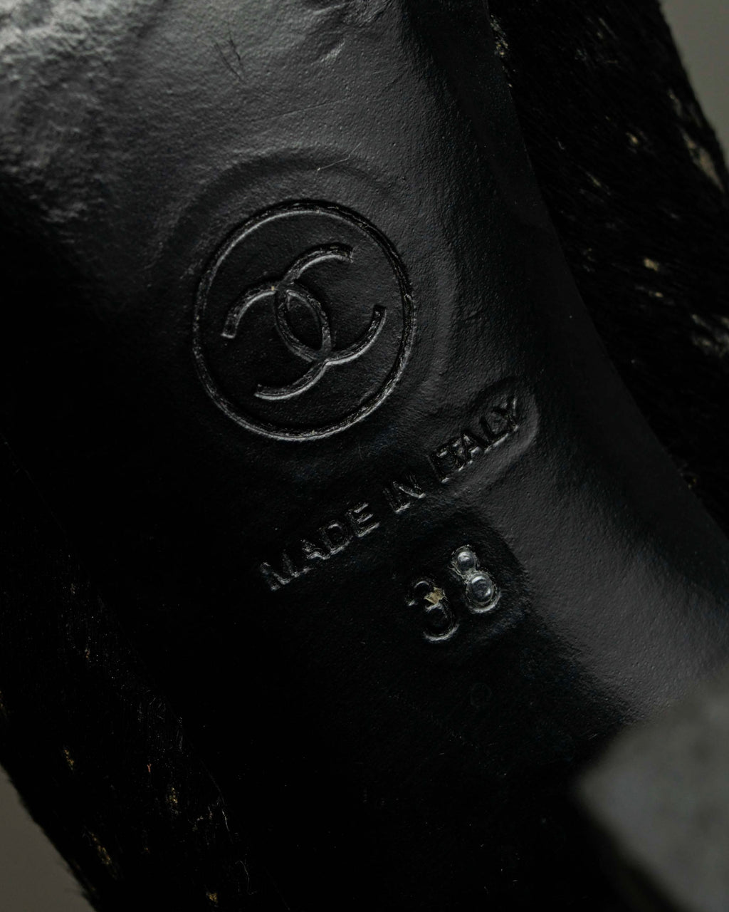 "CHANEL" Gold particle design pony leather heel boots