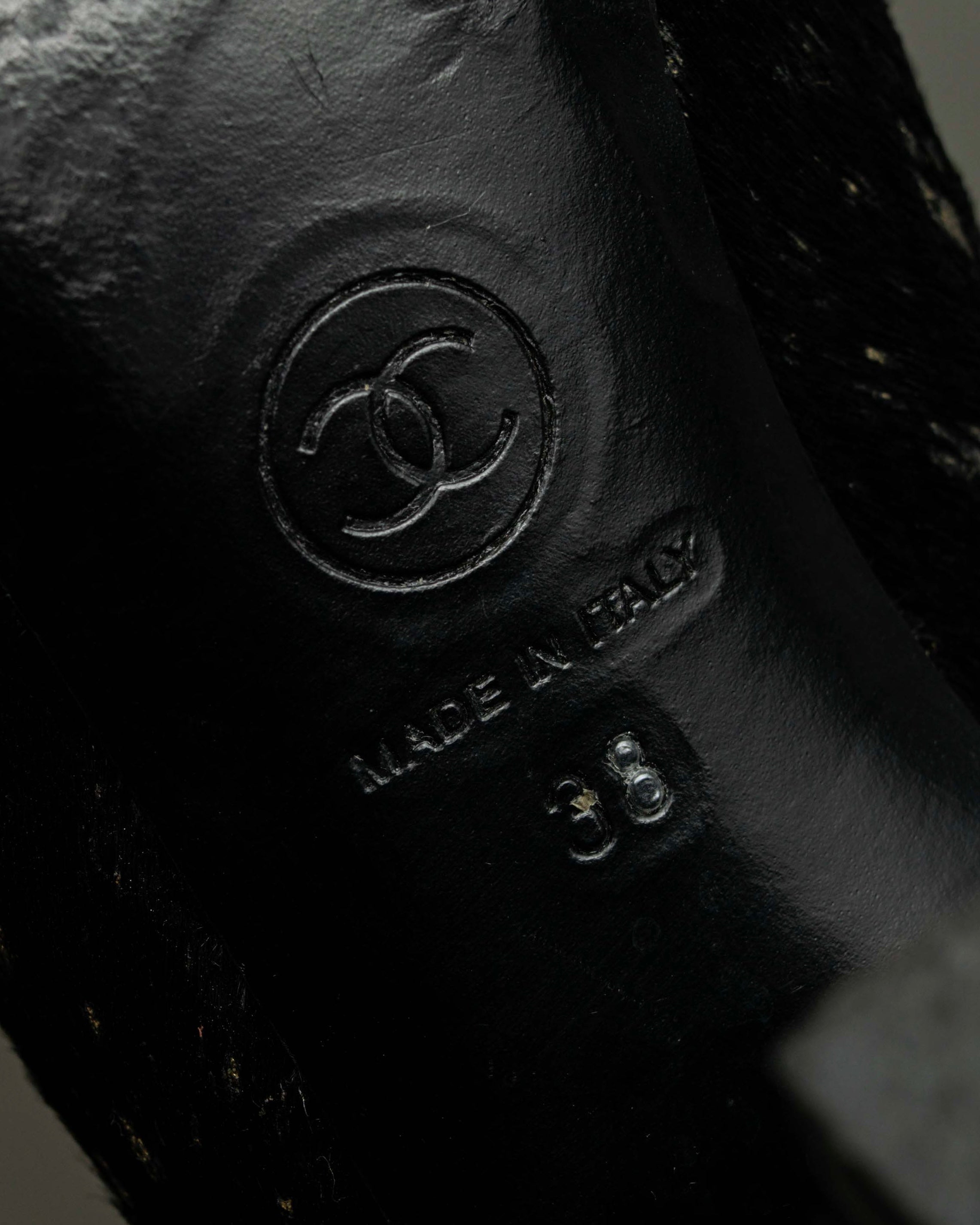 "CHANEL" Gold particle design pony leather heel boots