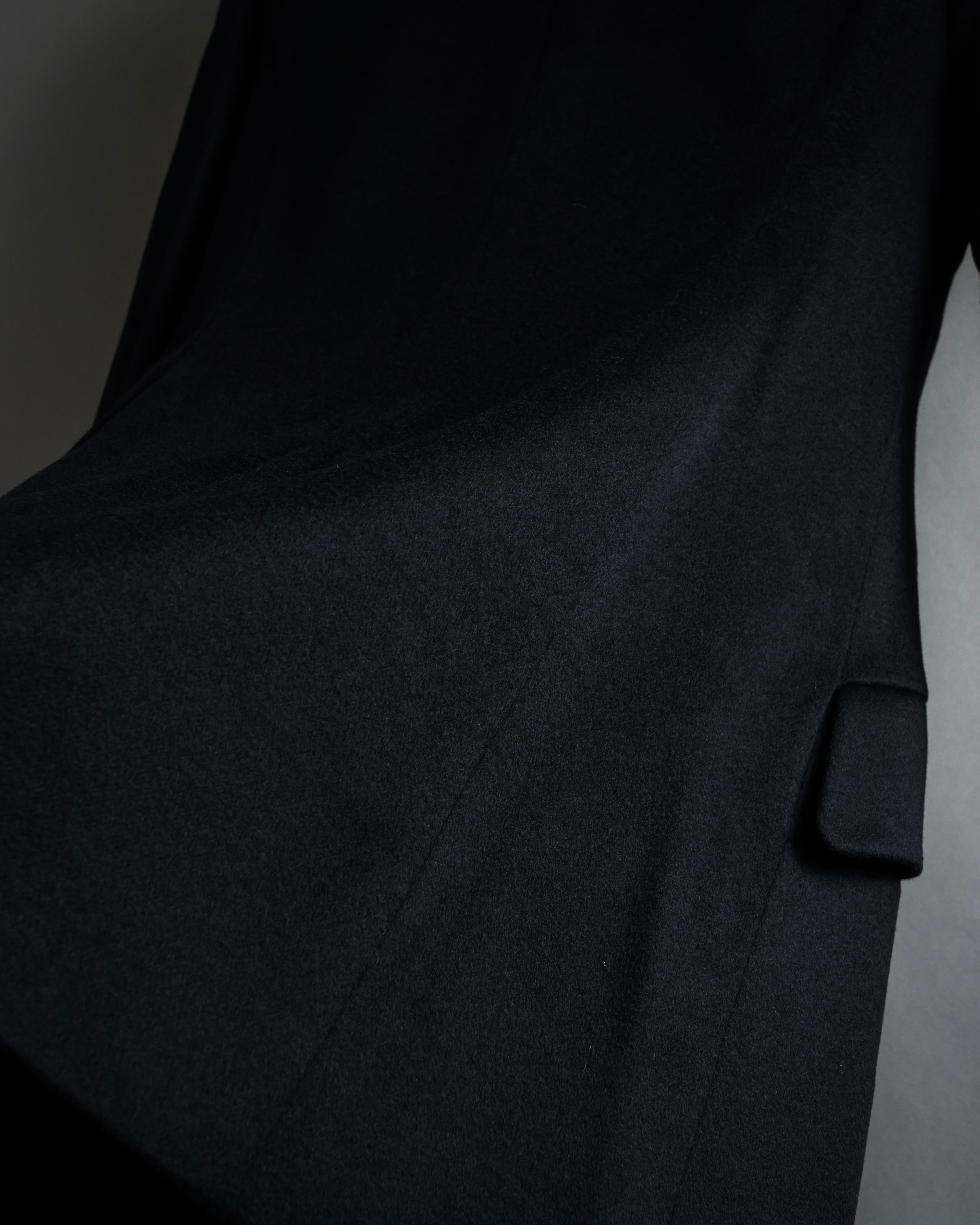 "Chloe" Iconic fastening design tailored jacket