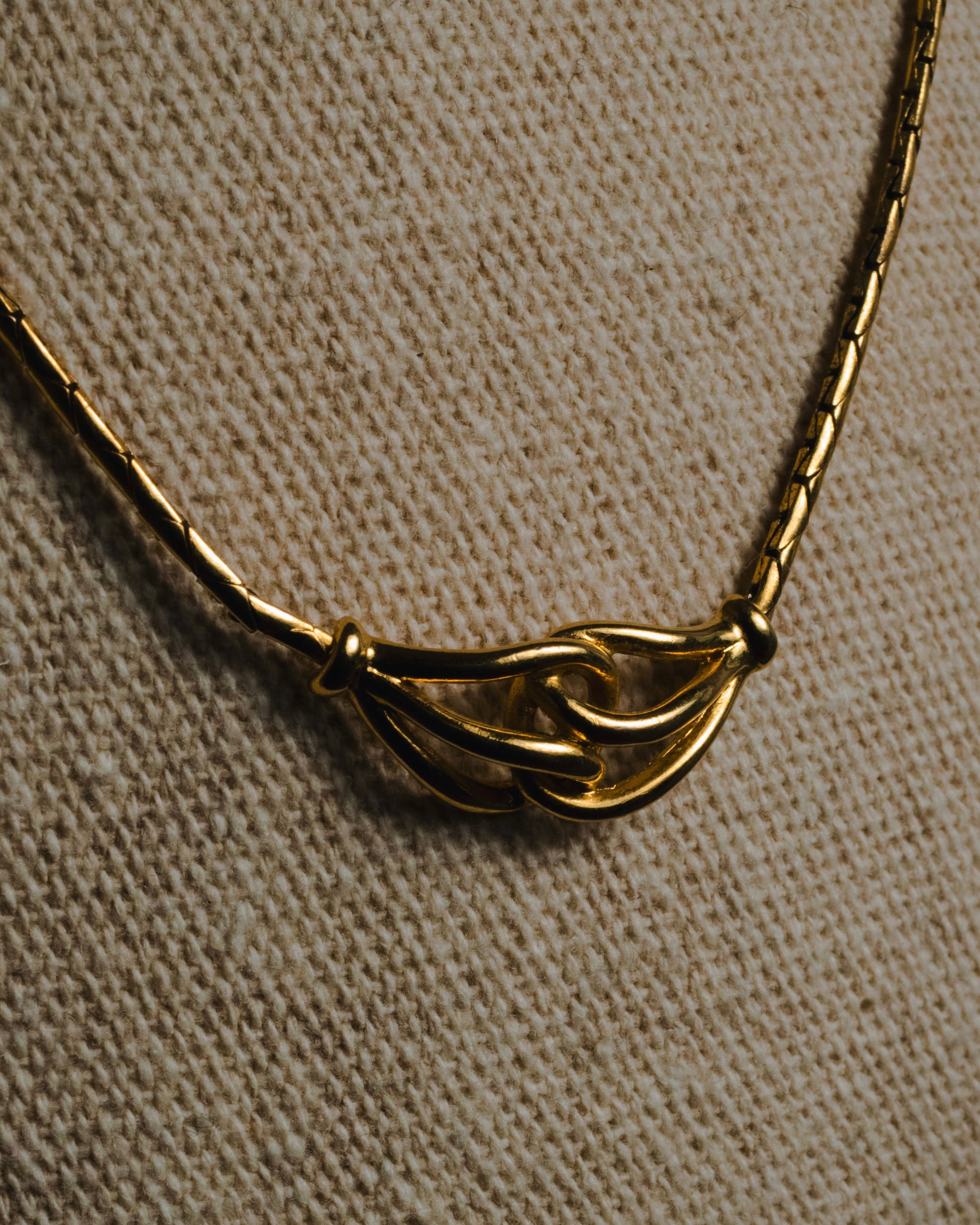 "Christian Dior" Sculptural knot motif chain necklace