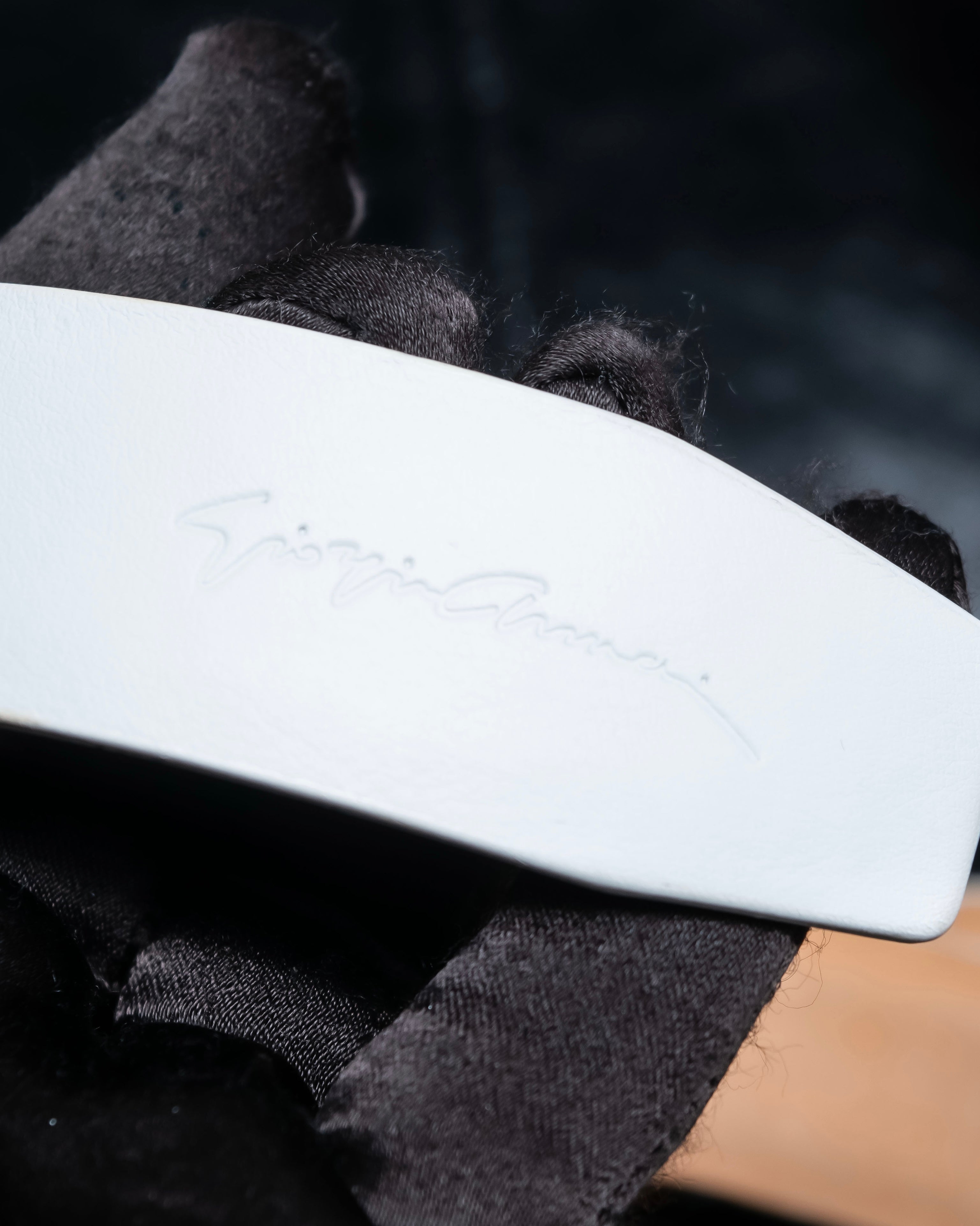 "GIORGIO ARMANI" Genuine leather white color belt