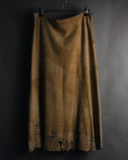 "CECCHI LINEA PELLE" 90’s Suede leather floral cutwork hem skirt