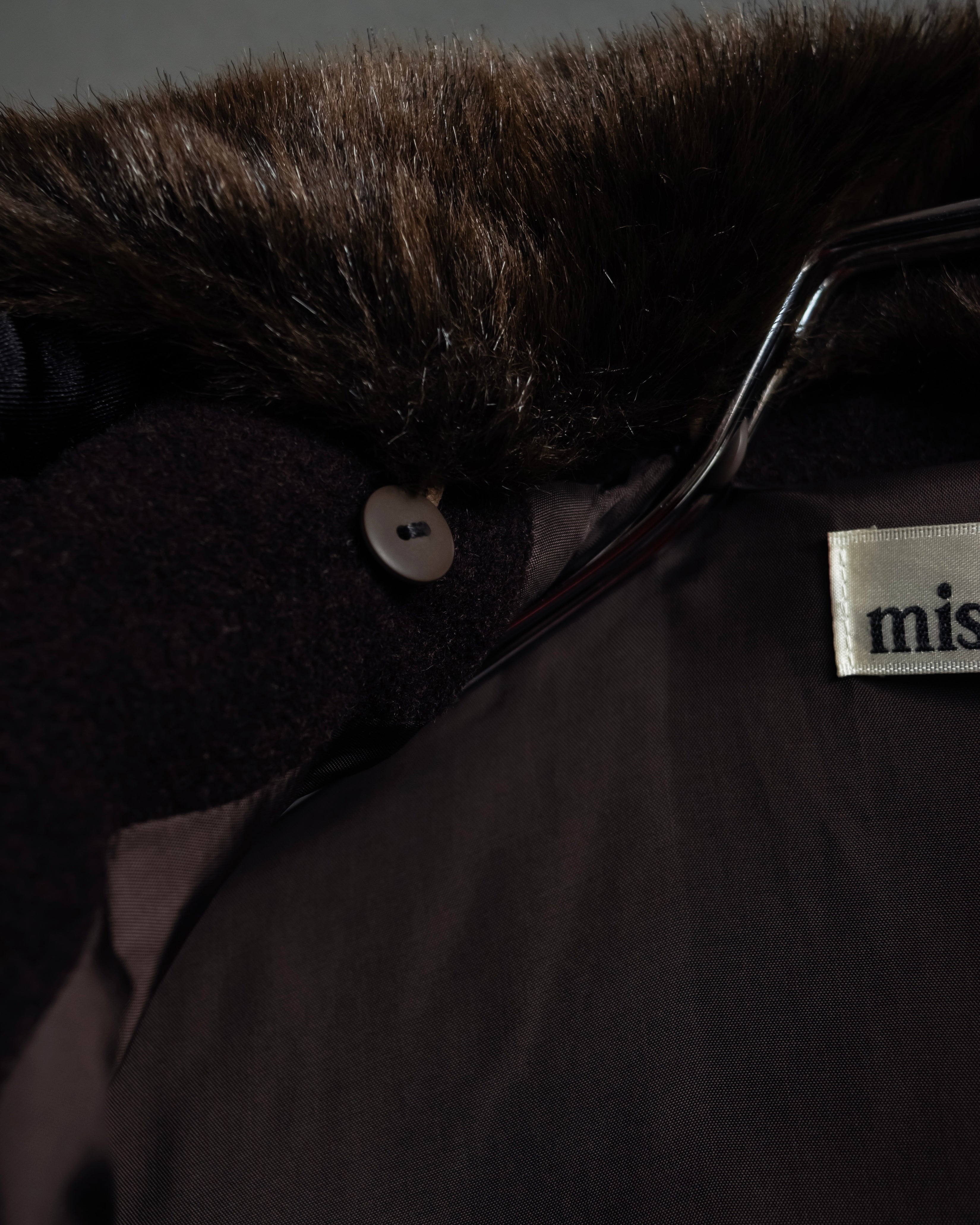 "miss Chloe" Fur collar switching design wool coat