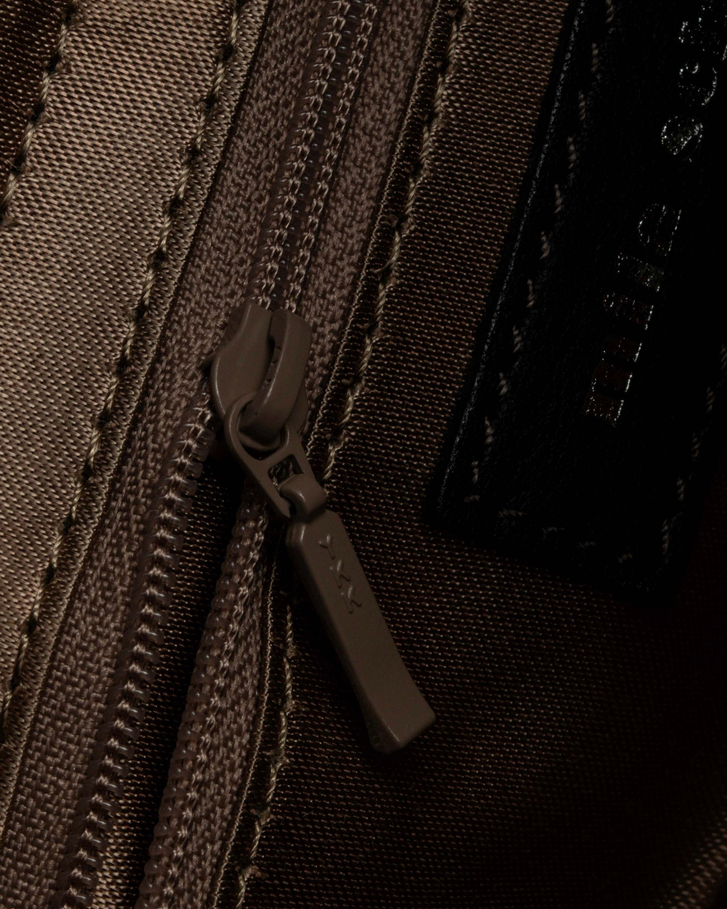 "Mila Schön" Horizontal minimalist metal fittings leather one-handle bag