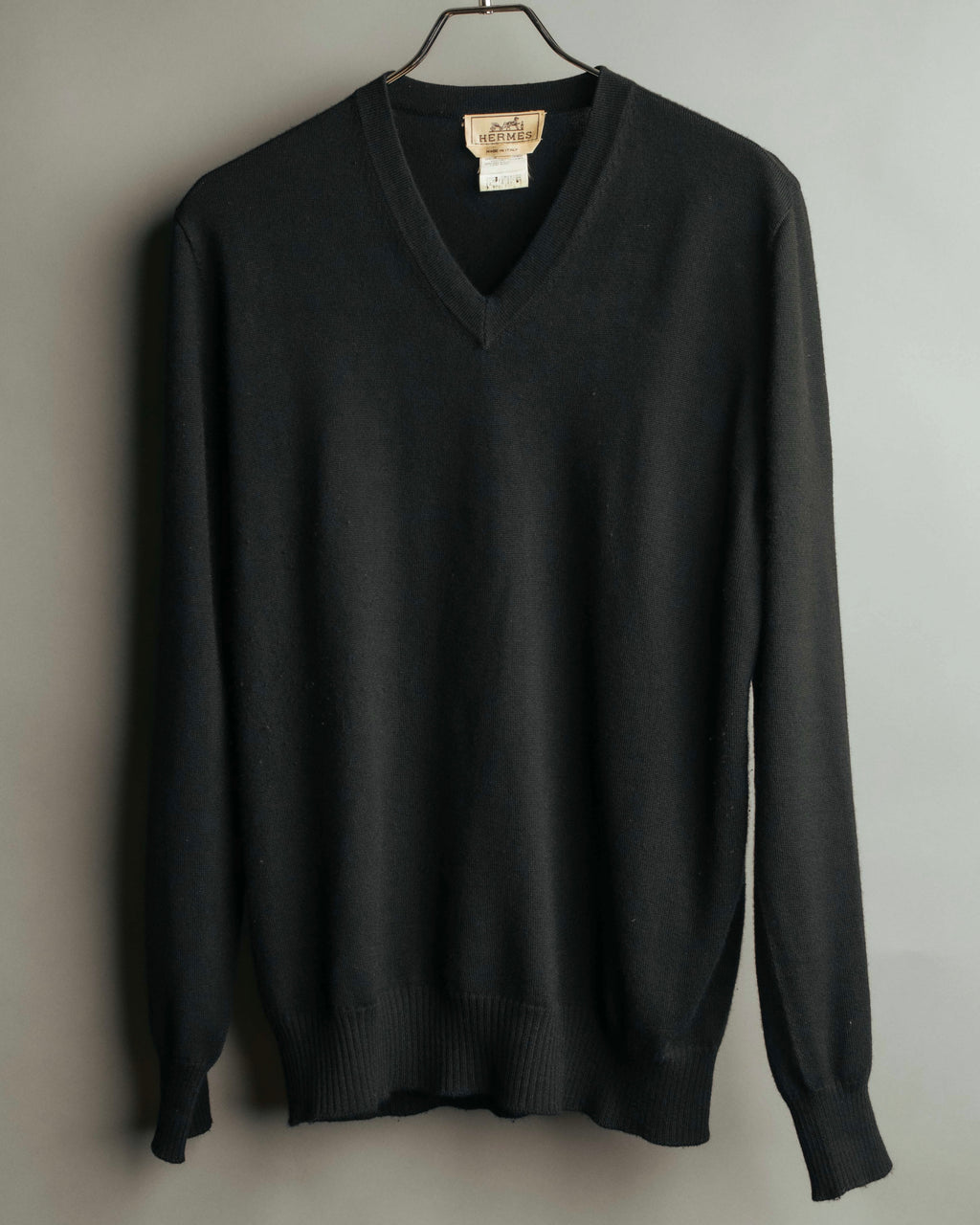 -SPECIAL- “HERMÈS” 90’s-00’s Cashmere wool v-neck knit