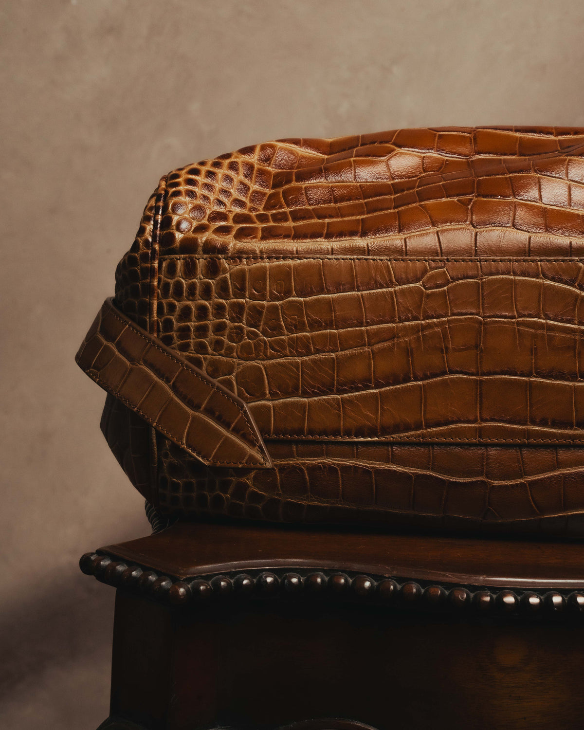 “Max Mara” 00’s-20’s crocodile-embossed 2way backpack