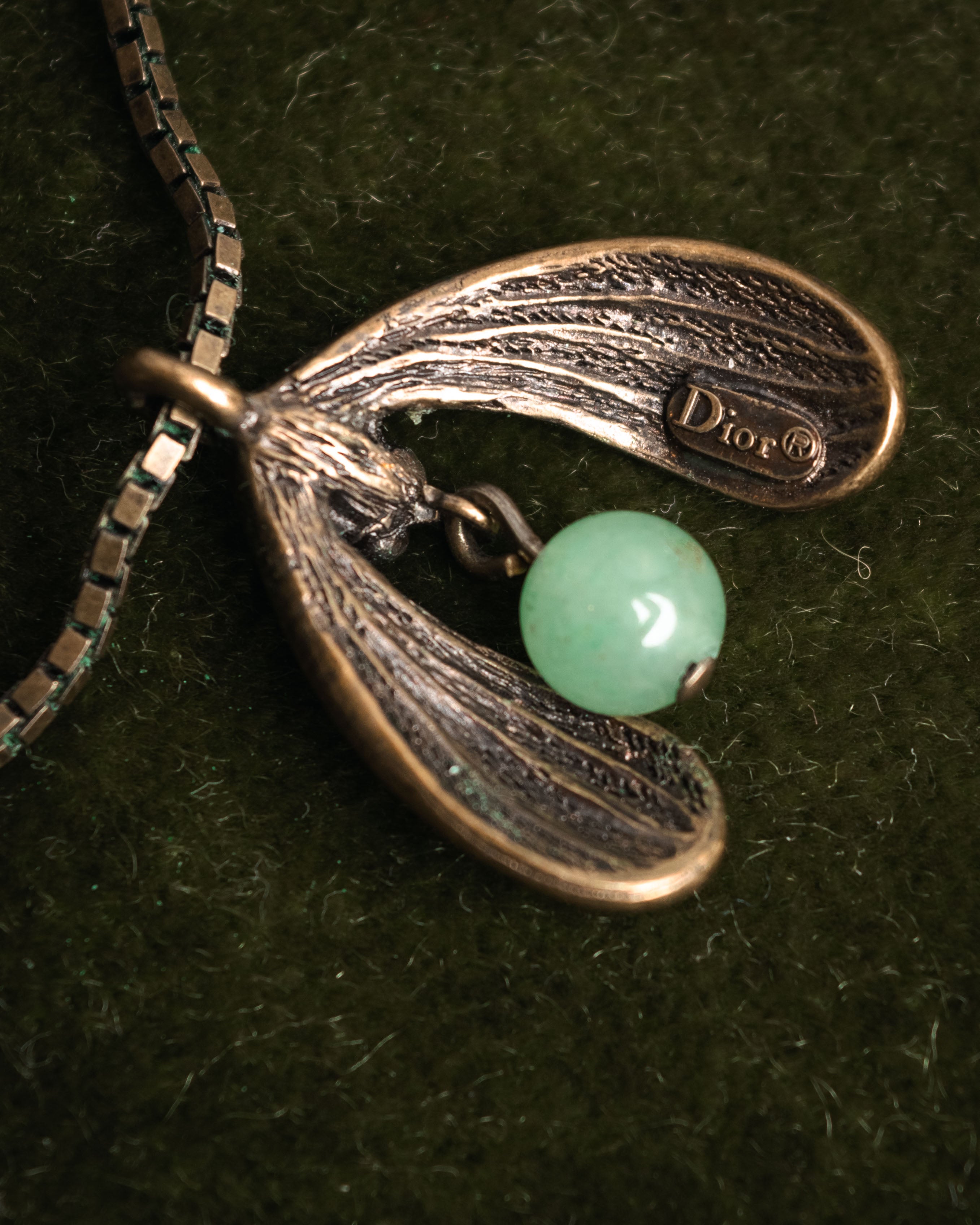 “Christian Dior” 90’s-00’s Antique gold botanical pendant necklace