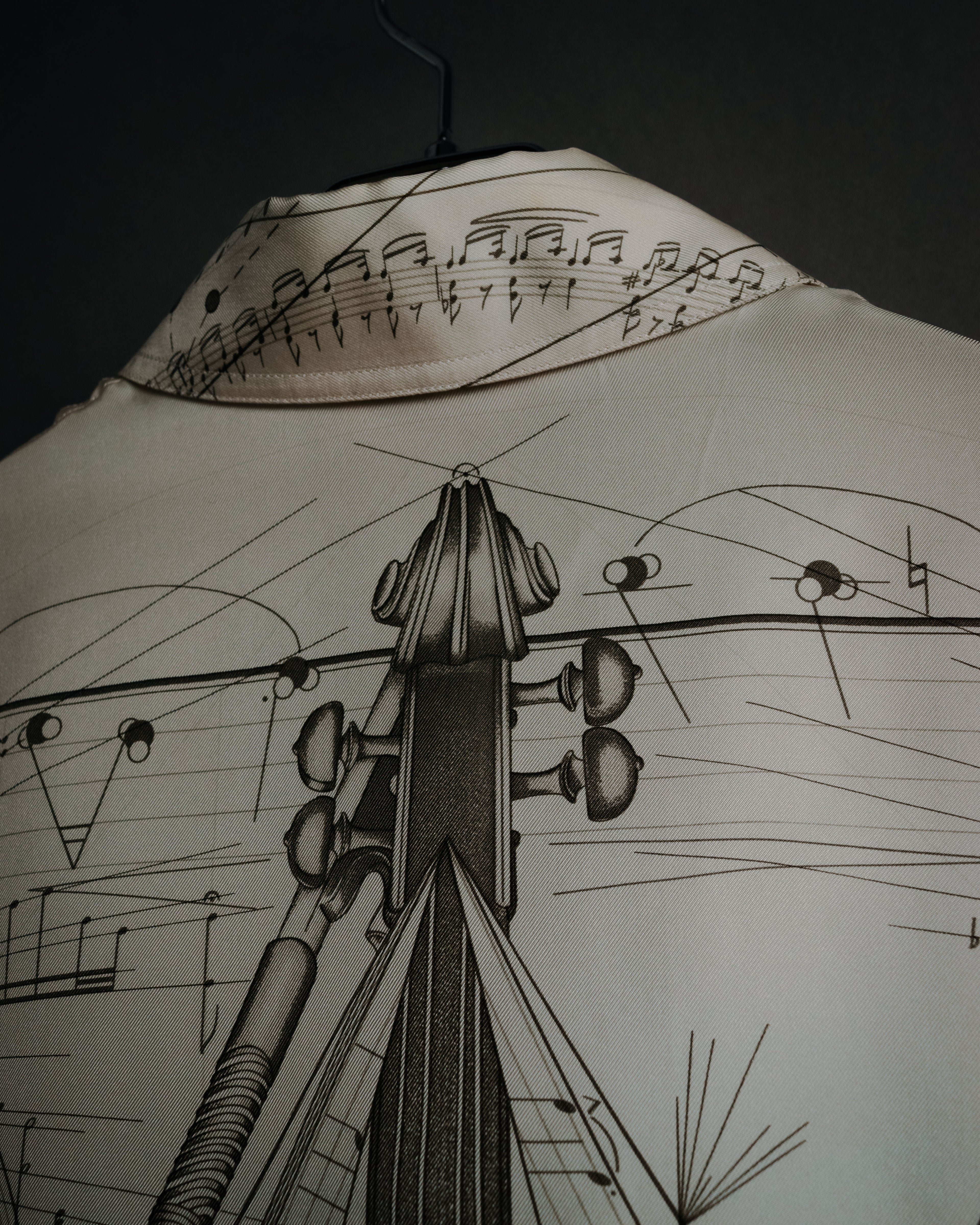 –SPECIAL– "HERMES" 90’s La musique des sphères silk twill printed shirt