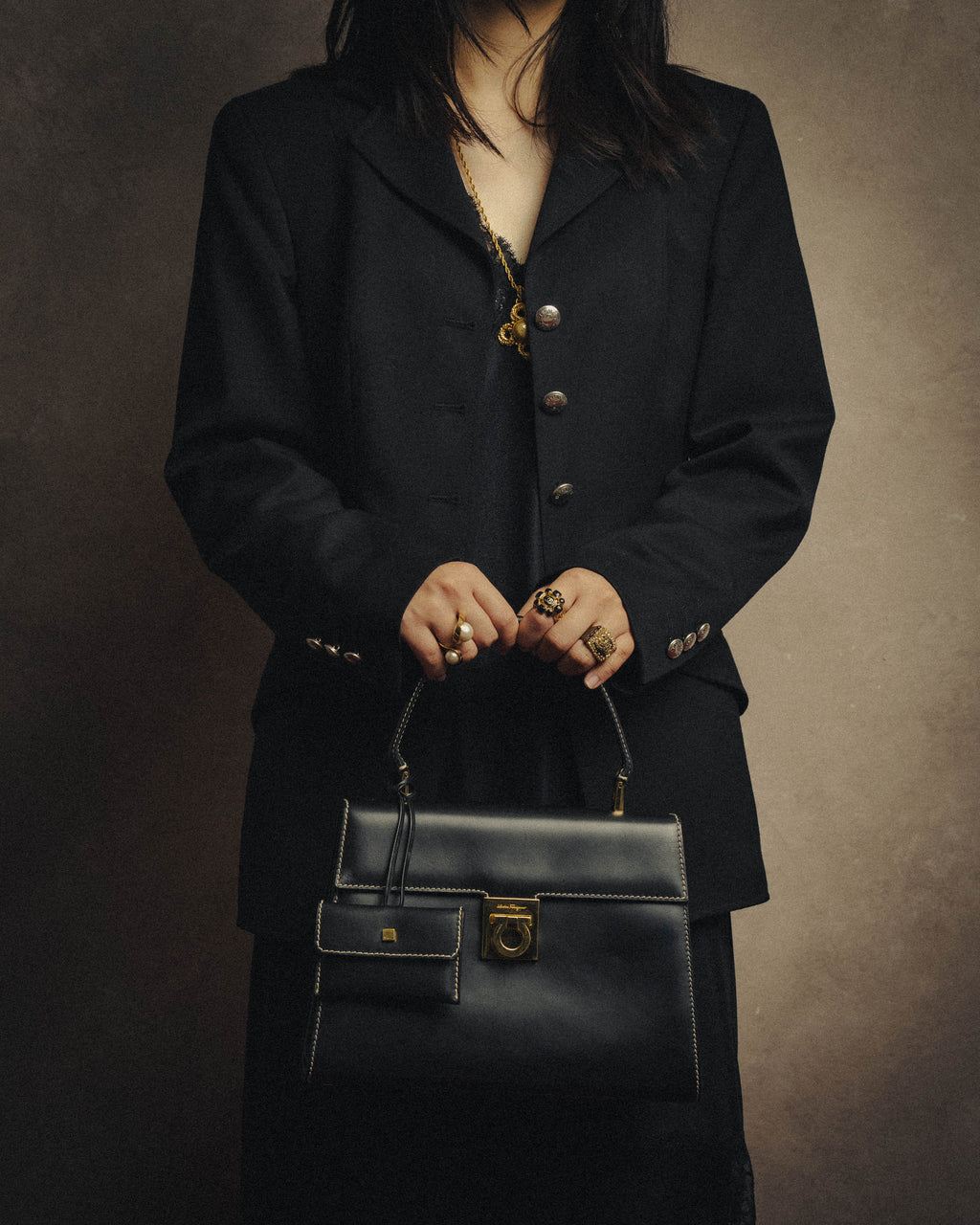 -SPECIAL- "Salvatore Ferragamo" 90's-00's Gancini contrast stitch leather handbag