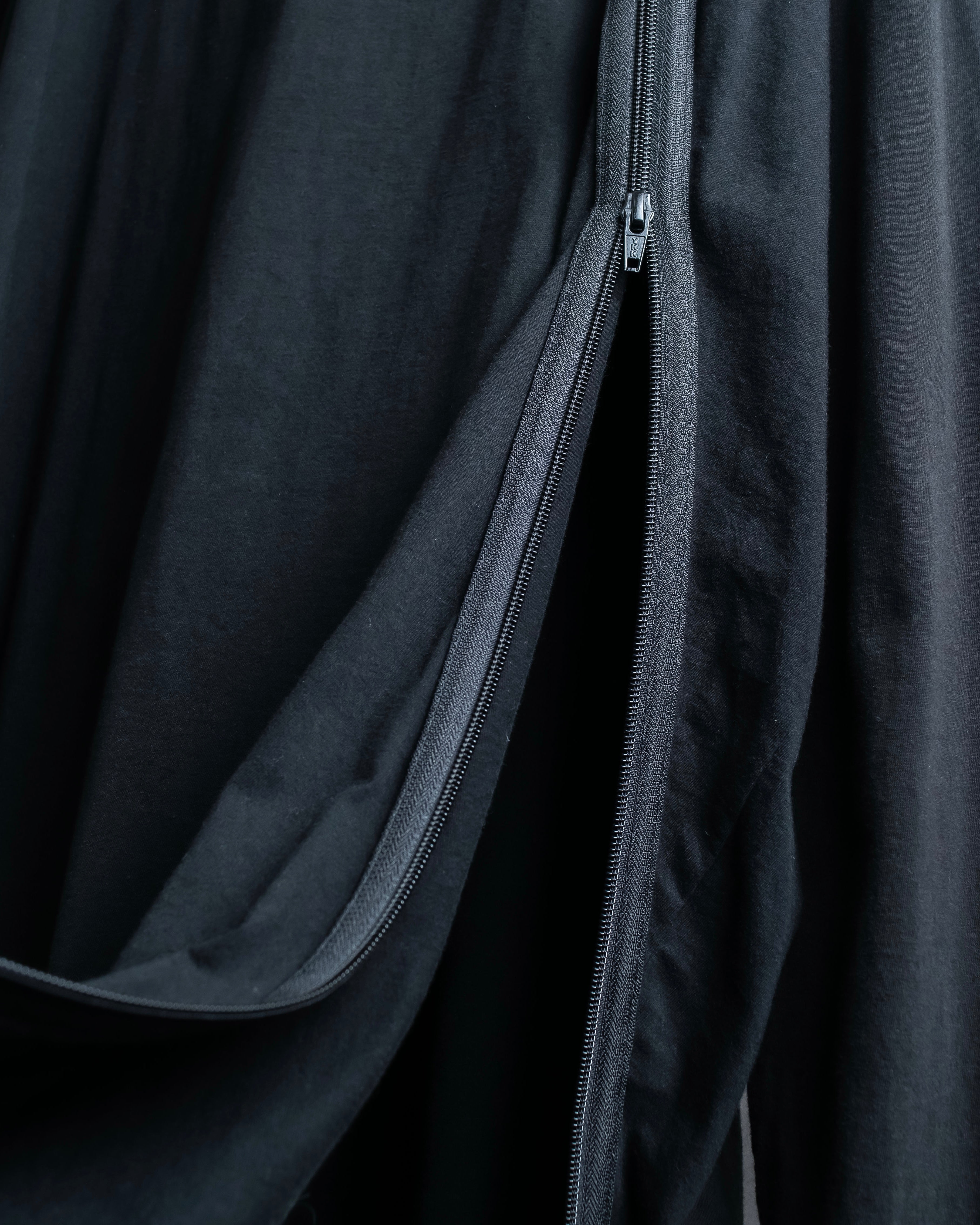 "Ground Y" Double zip design long tops