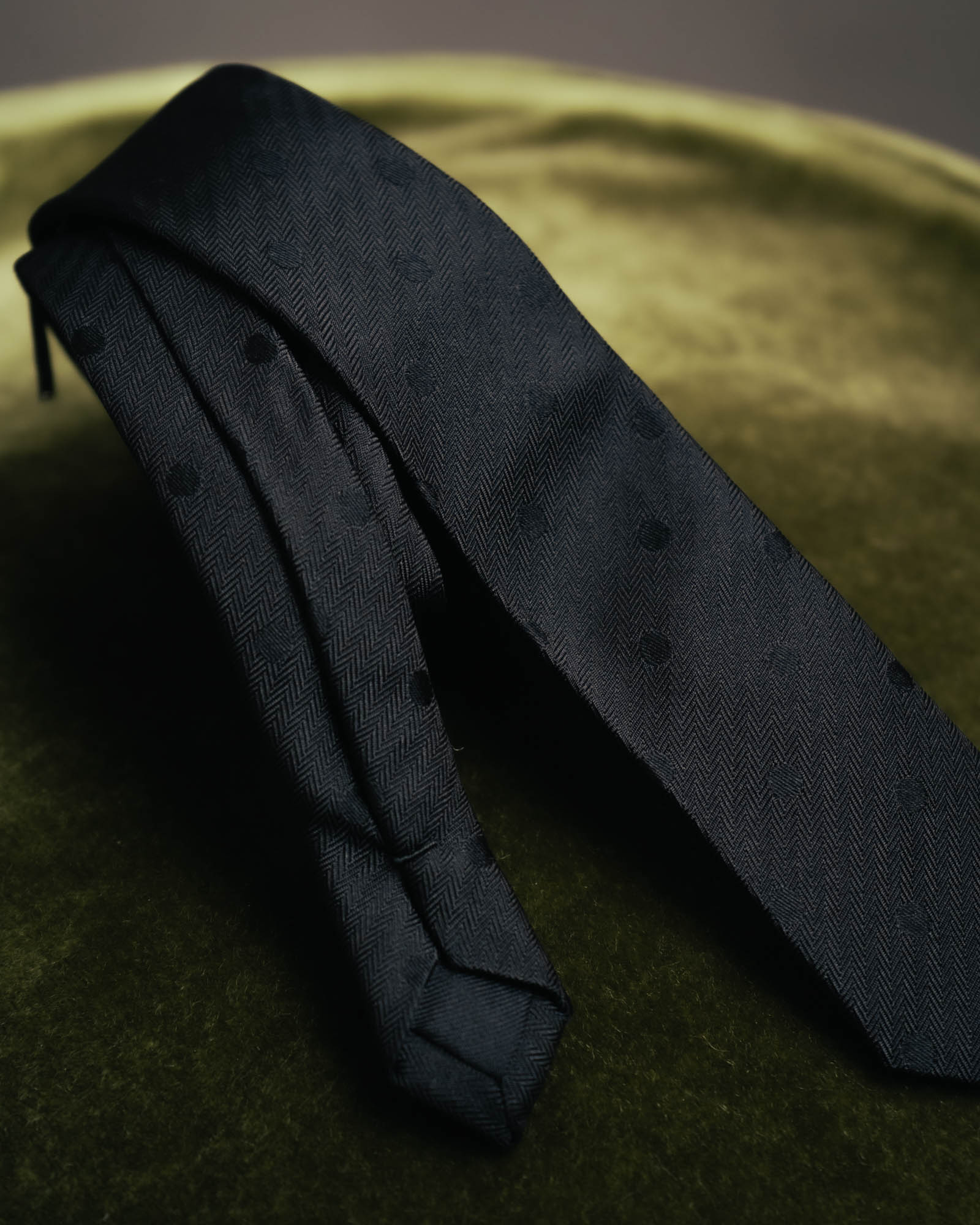 –SPECIAL– “Saint Laurent“ 2010’s-20’s Tonal dot narrow tie