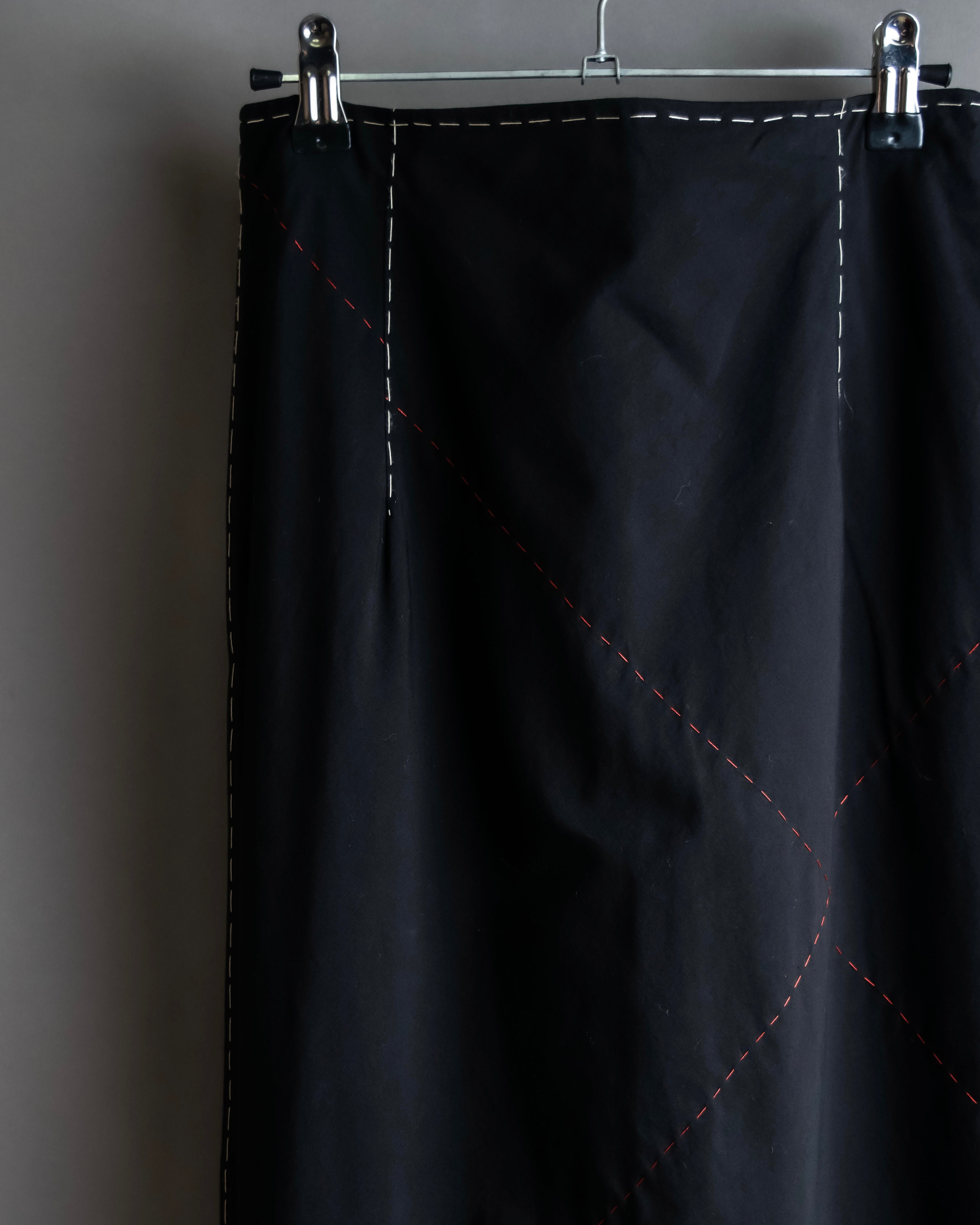 "YOHJI YAMAMOTO" Stitched hemline design flared skirt
