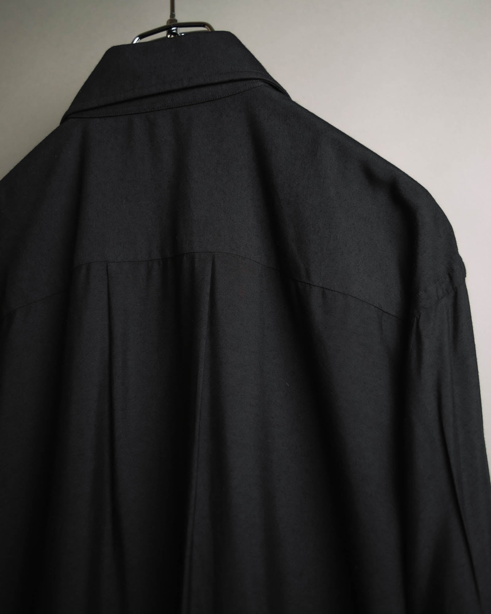 "TOM FORD" 2010's Fluid rayon silk classic collar black shirt