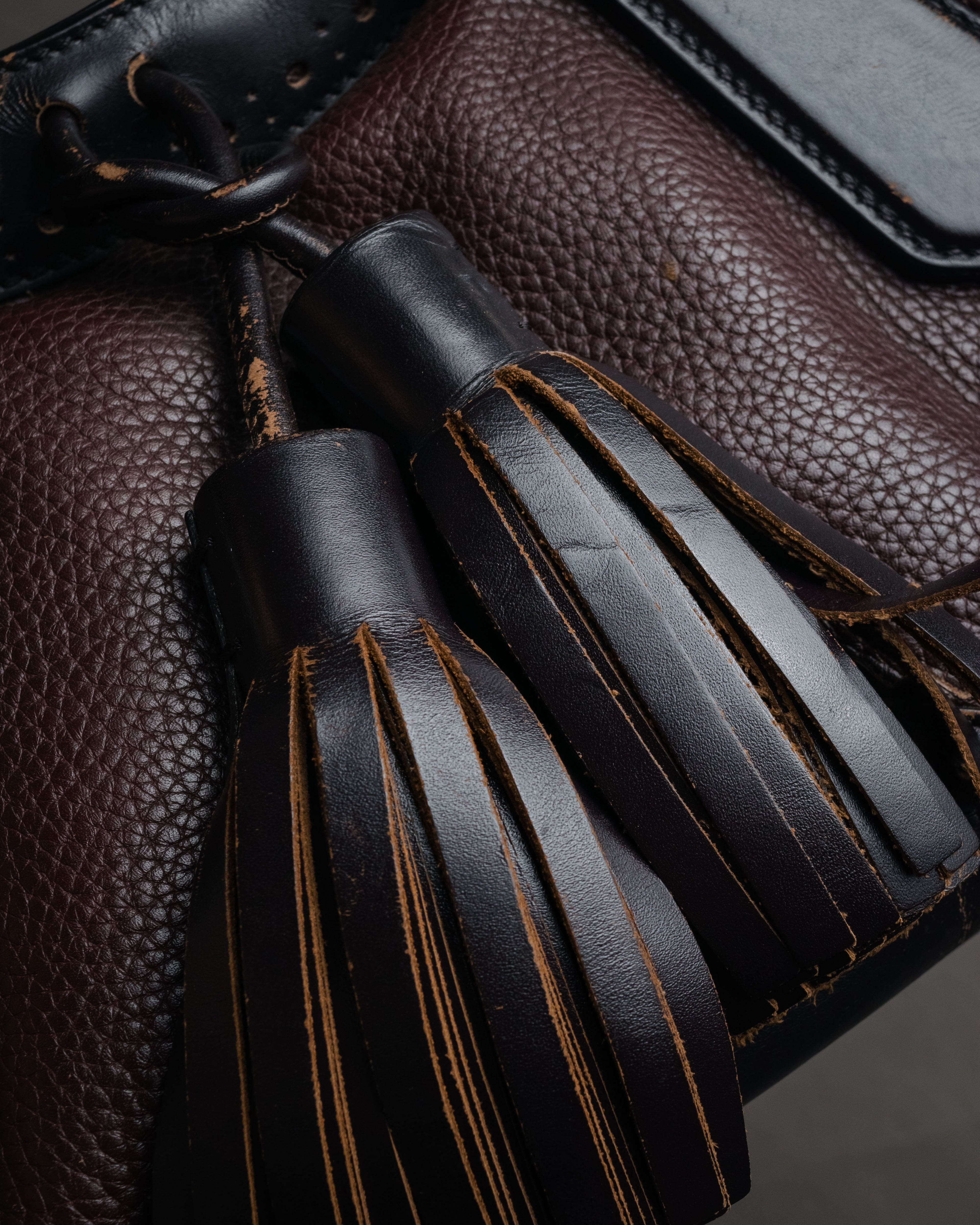 “BURBERRY” 2010’s Brogue tassel leather bag