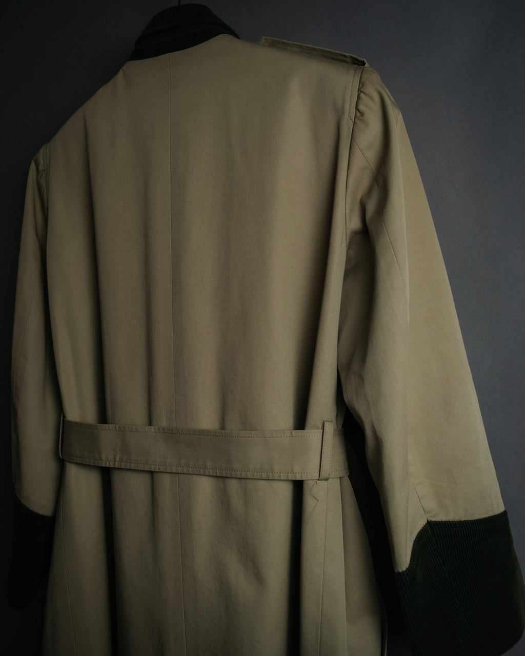 “Yves Saint Laurent” 80’s-90’s Corduroy collar belted trench coat