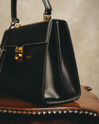-SPECIAL- "Salvatore Ferragamo" 90's-00's Gancini contrast stitch leather handbag