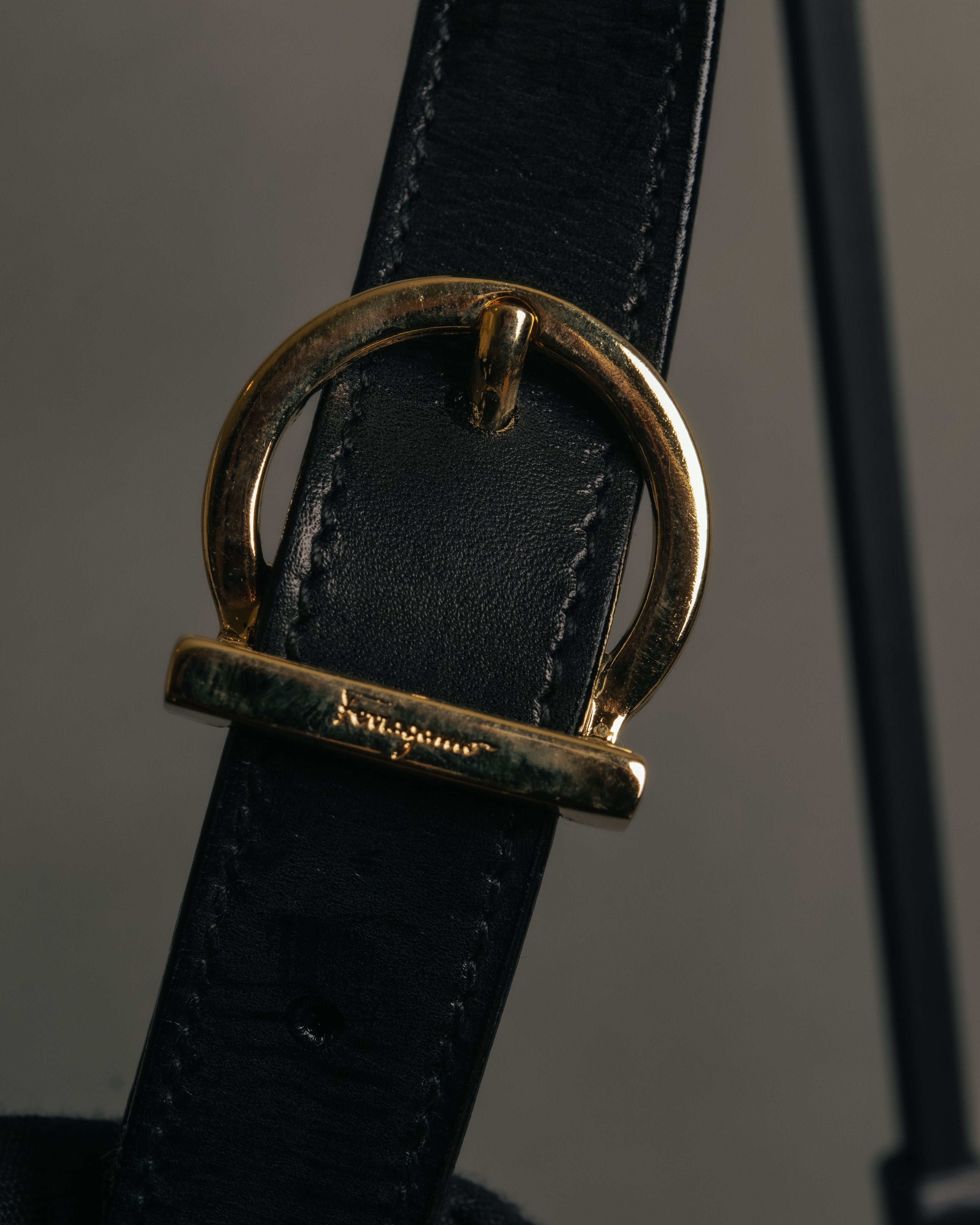 “Salvatore Ferragamo” 90’s-00’s Gancini top handle box calf bag