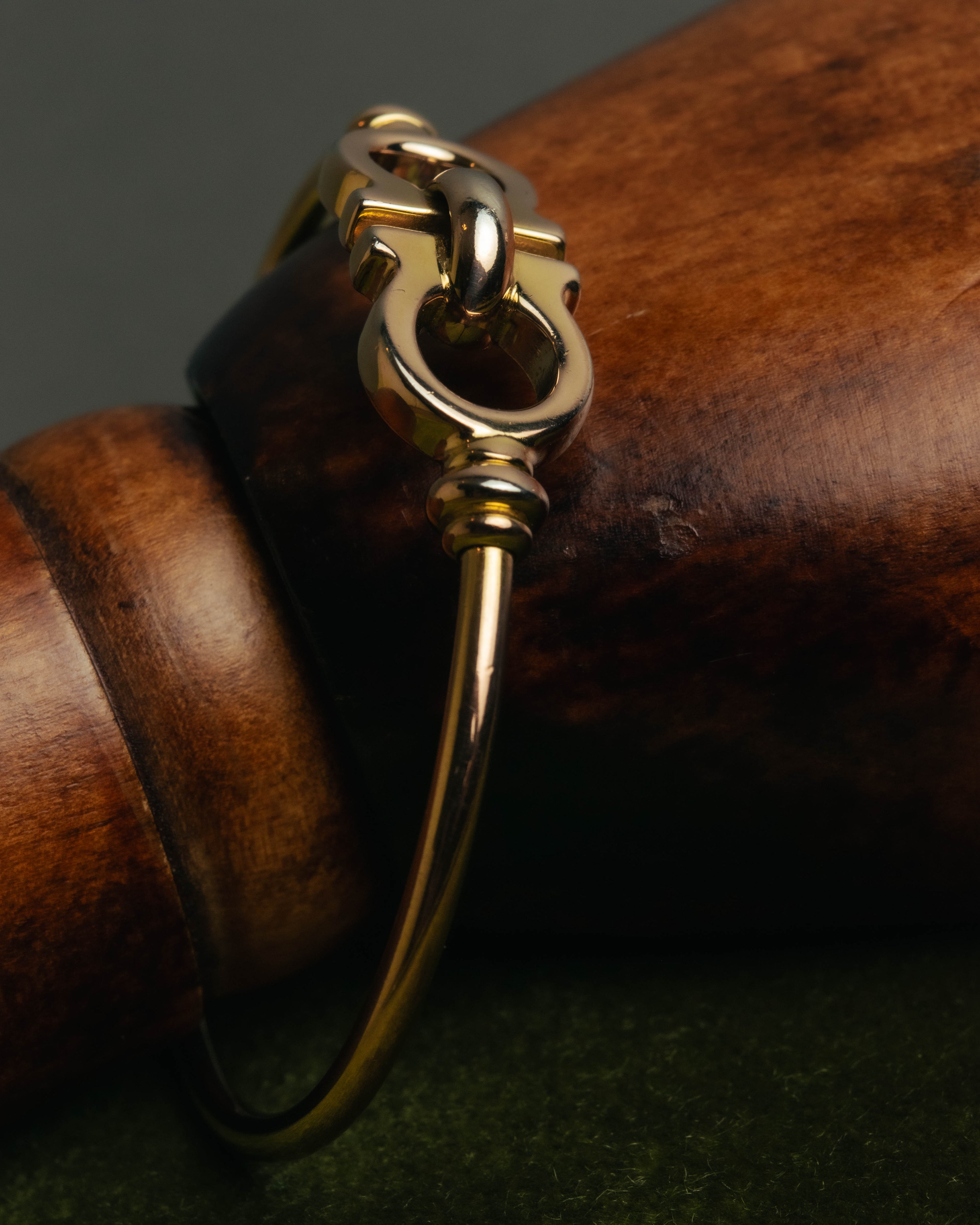 “Salvatore Ferragamo” 90’s-00’s Gancini gold tone bangle bracelet