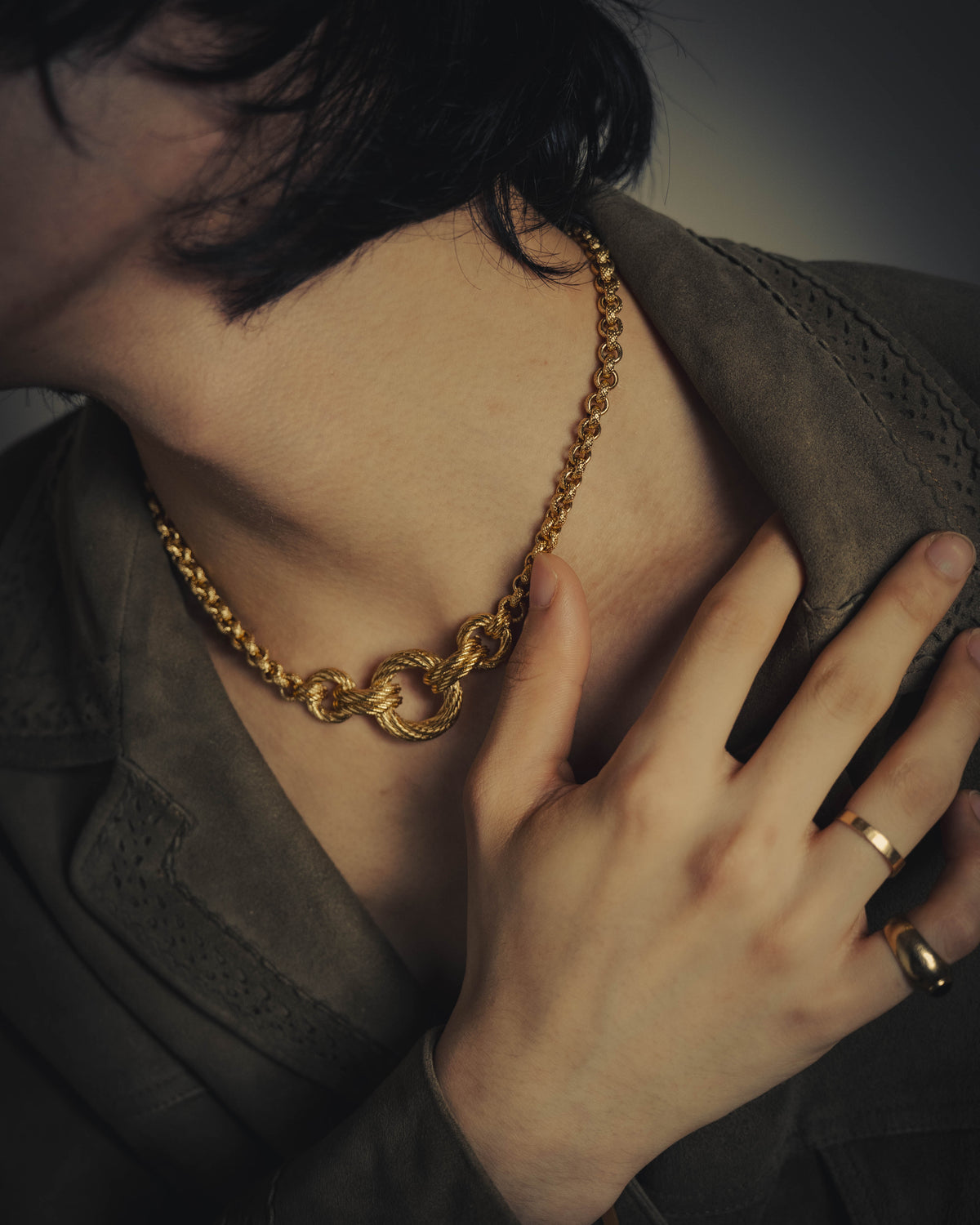 -SPECIAL- “Christian Dior” 70’s-80’s Textured triple ring link necklace