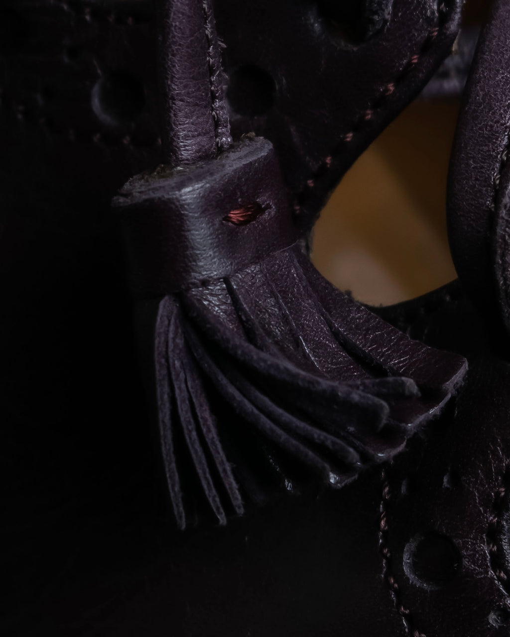 "HERMES" Medallion design combination leather heel shoes