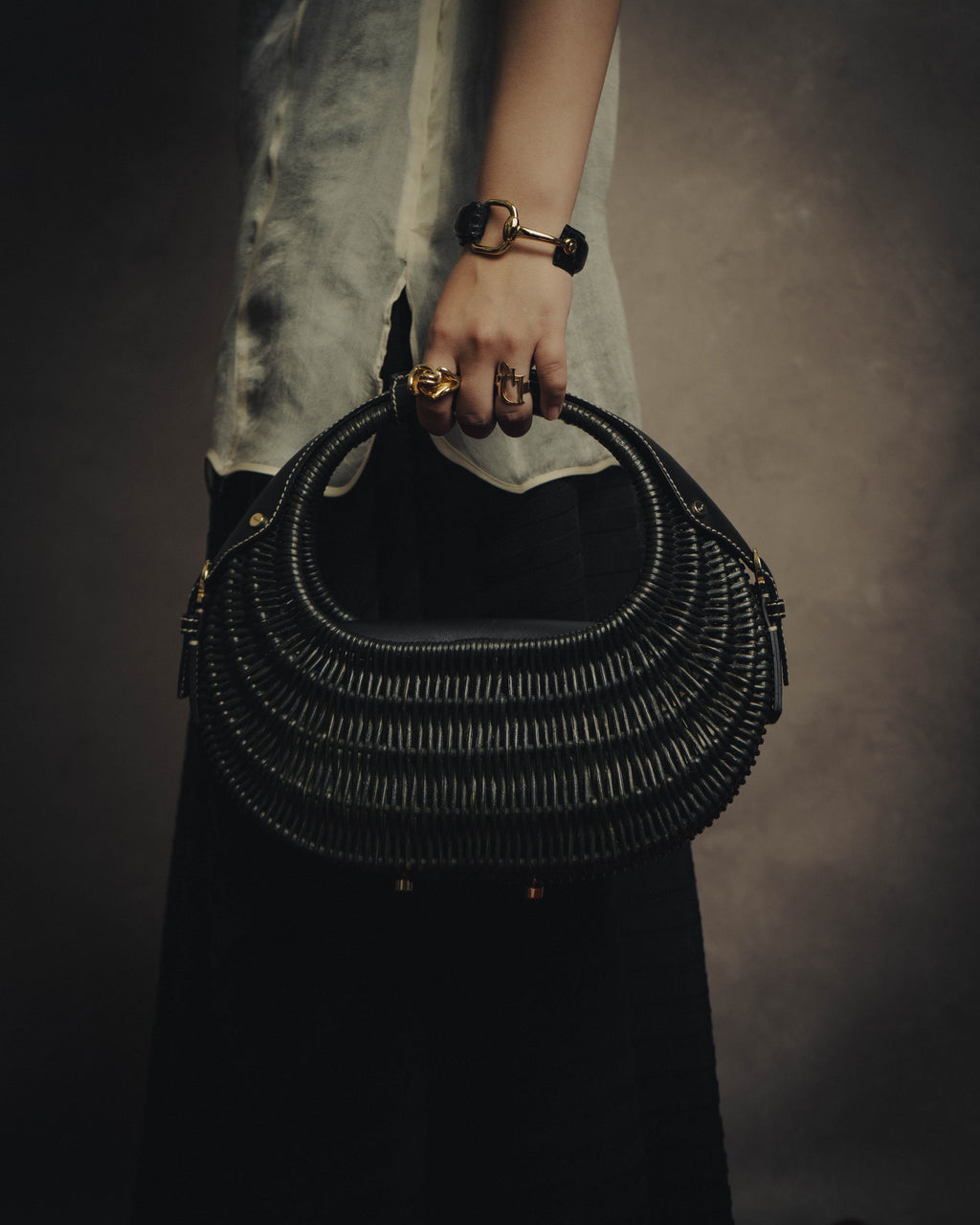 -SPECIAL- “Salvatore Ferragamo” 90’s-00’s Woven leather half moon handle bag