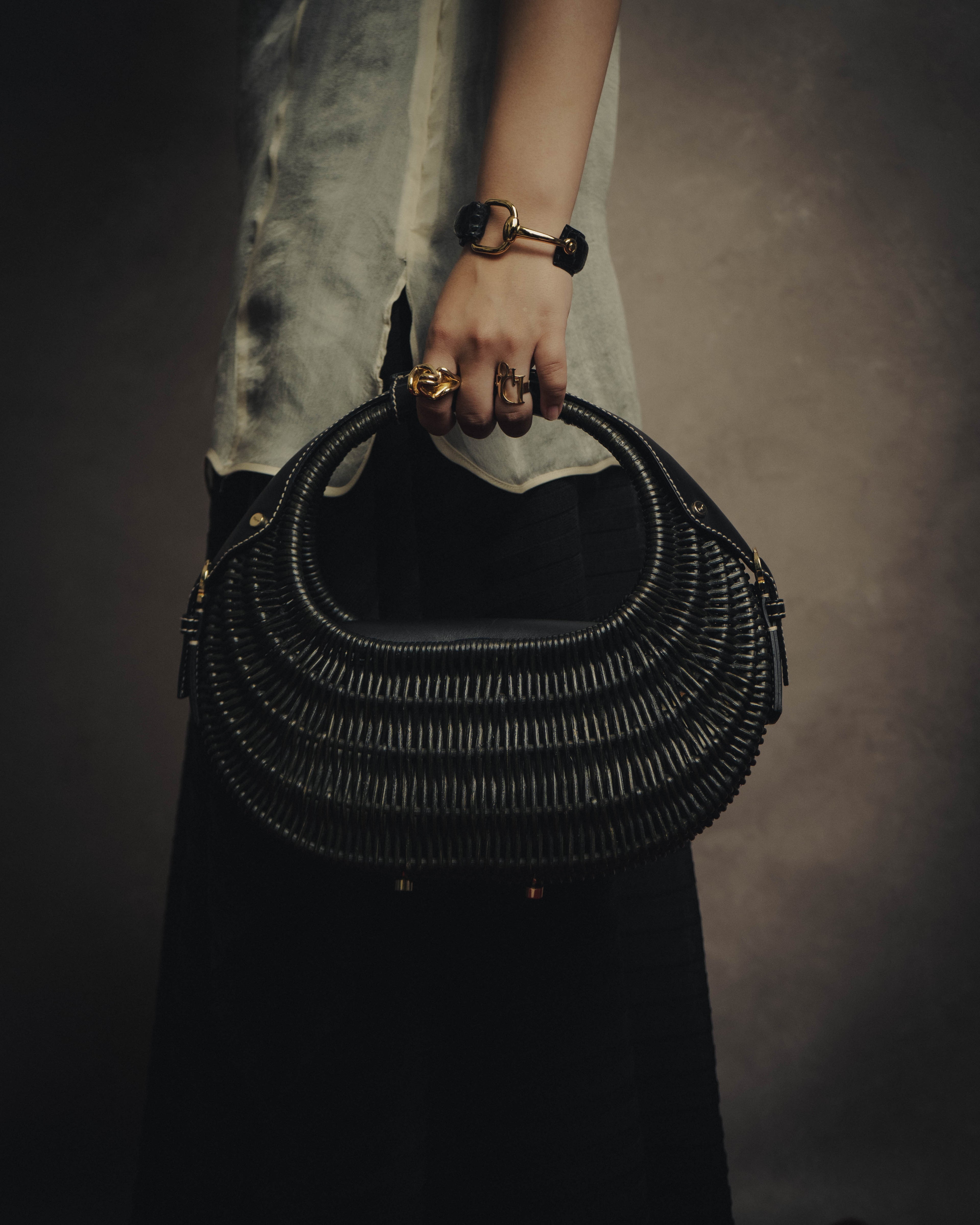 -SPECIAL- “Salvatore Ferragamo” 90’s-00’s Woven leather half moon handle bag