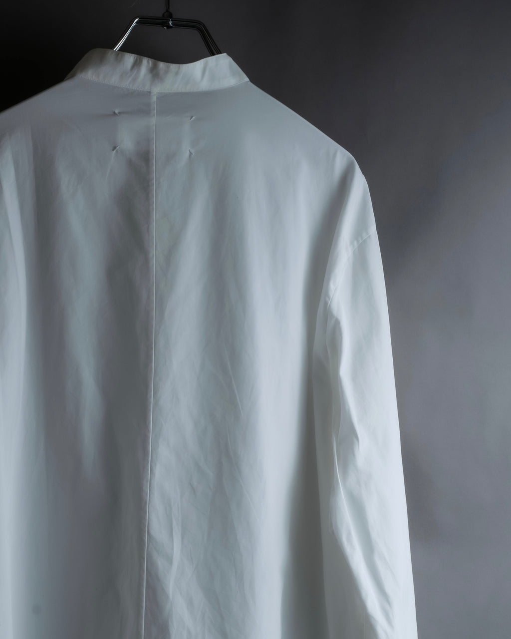 "MAISON MARGIELA" 18AW No-collar design Super long shirt