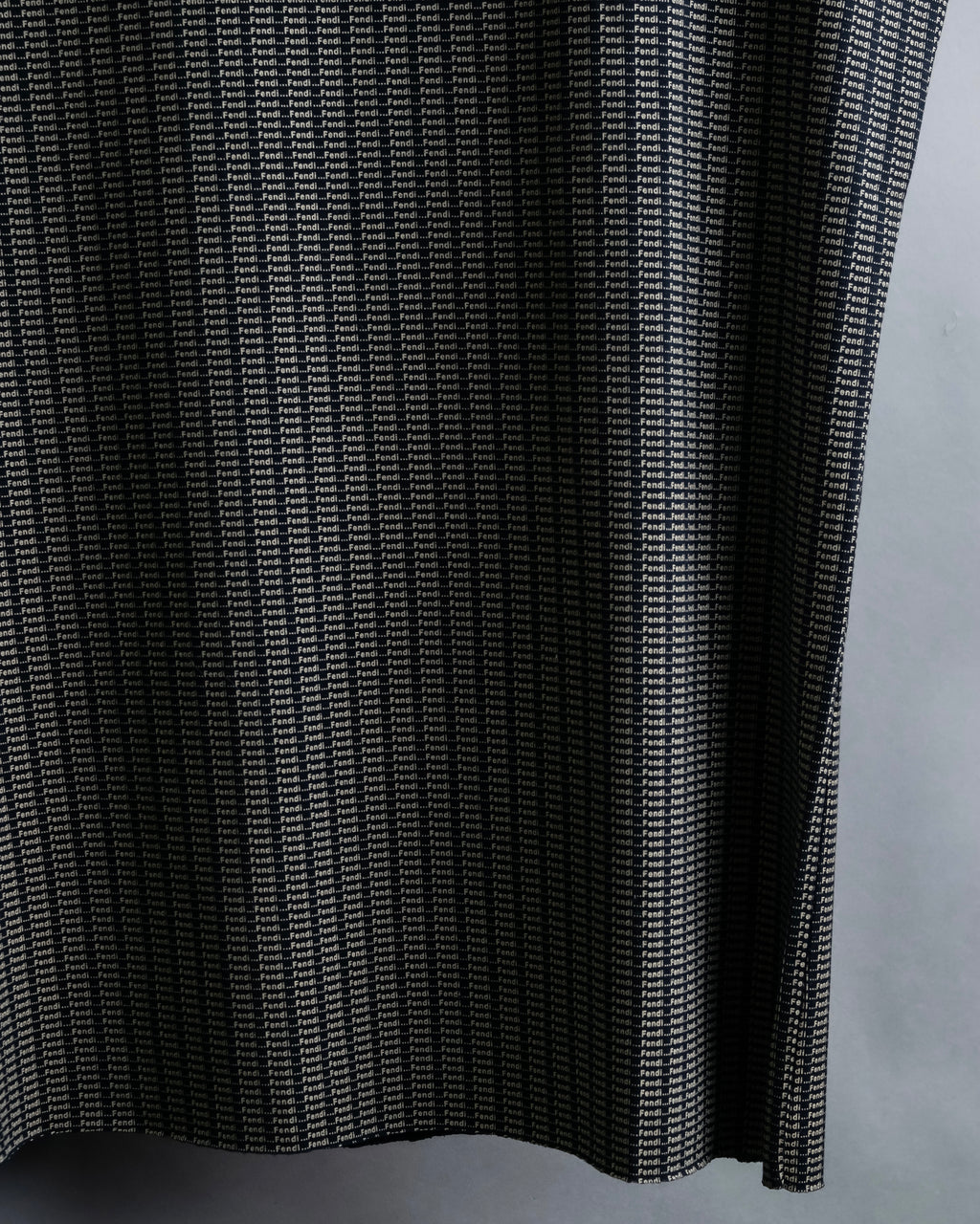 "FENDI" Logo print V-neck sleeveless top