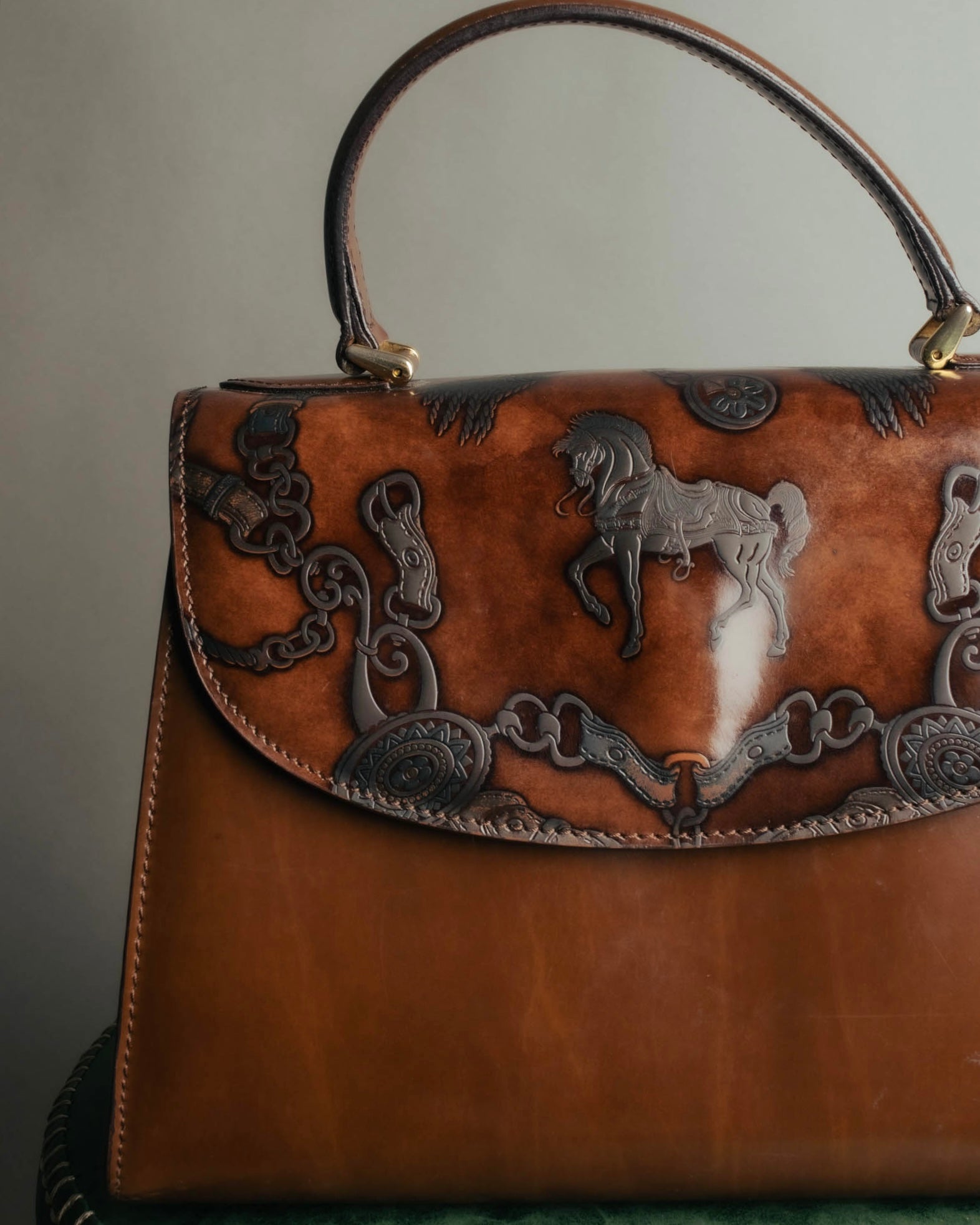 “Catsbro” 00’s-10’s Patinated equestrian leather handbag