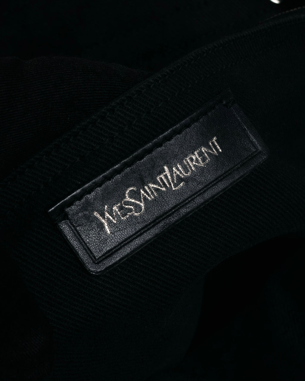 “YVES SAINT LAURENT” Late 2000s Muse Two grained leather flap hand bag