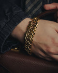 –SPECIAL– “Yves Saint Laurent” 90’s sculptural chain bracelet