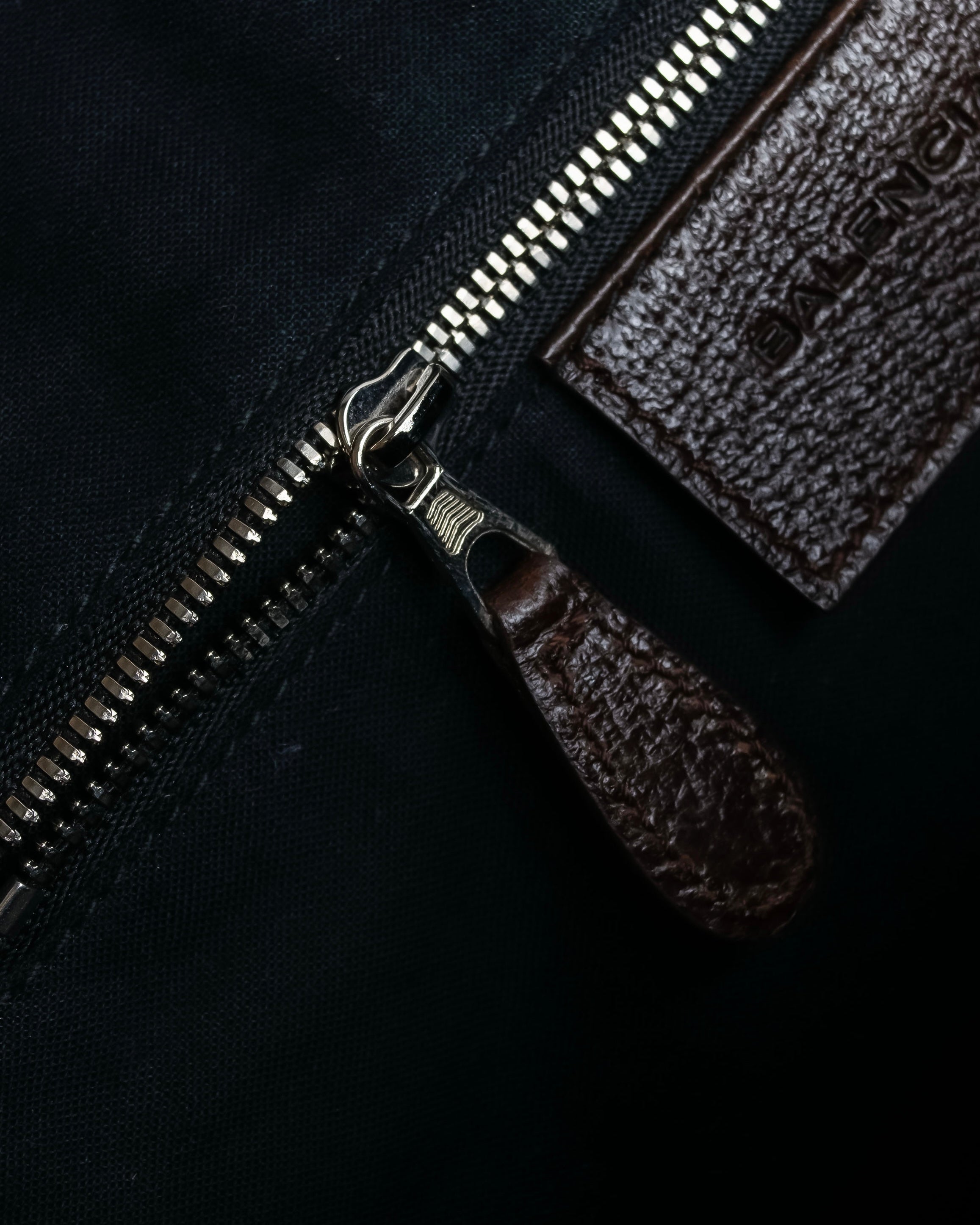 "BALENCIAGA" Circle lock design leather doctor bag