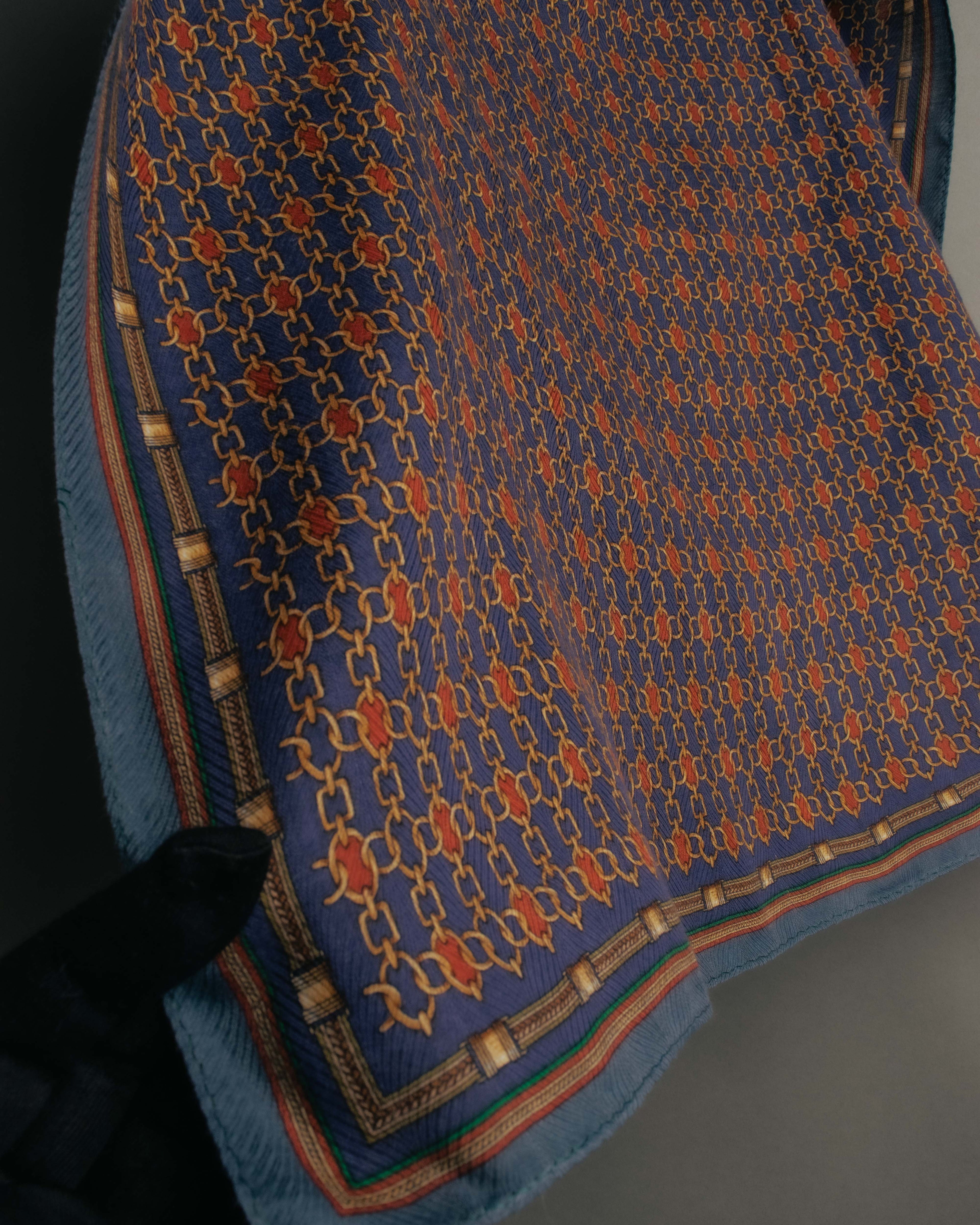 "CELINE" 80's-90's Chain print scarf