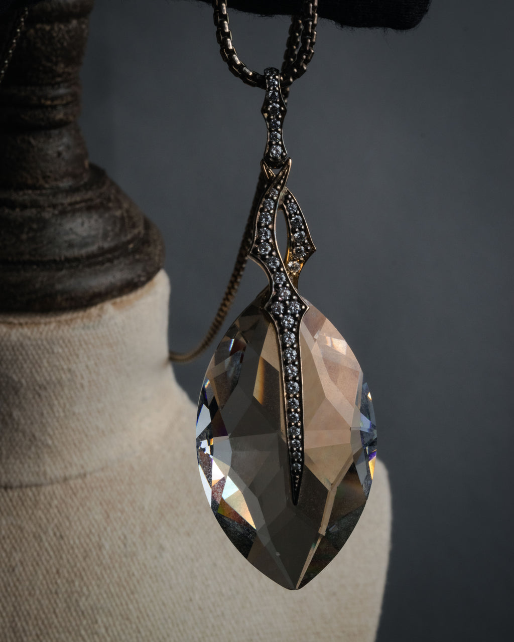 “Stephen Webster” 2000-2010 Crystal haze pendant necklace