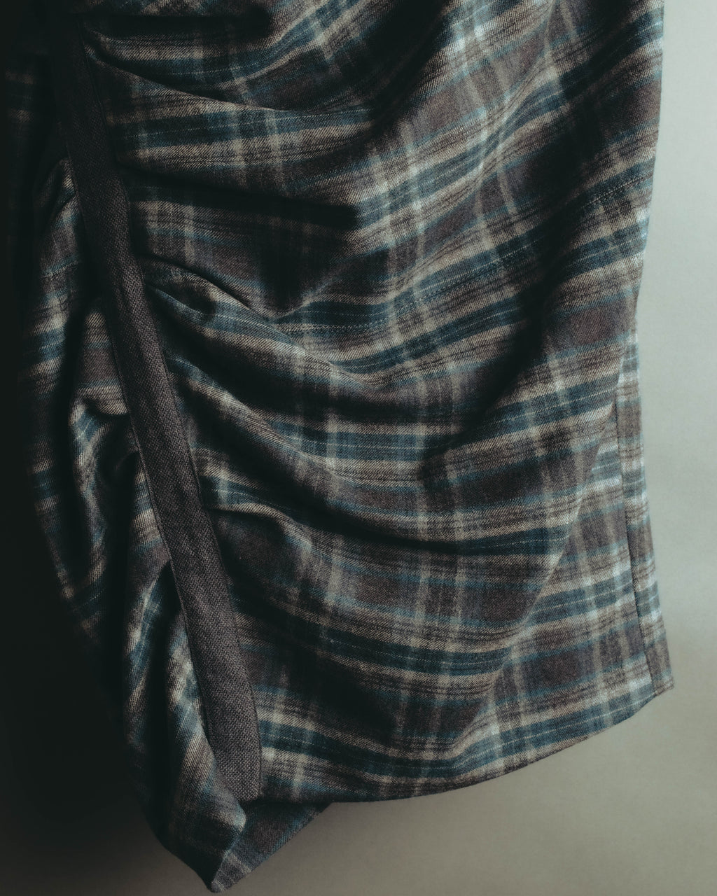 "BRUNELLO CUCINELLI" Late 90's-early 10's Soft wool plaid draped skirt