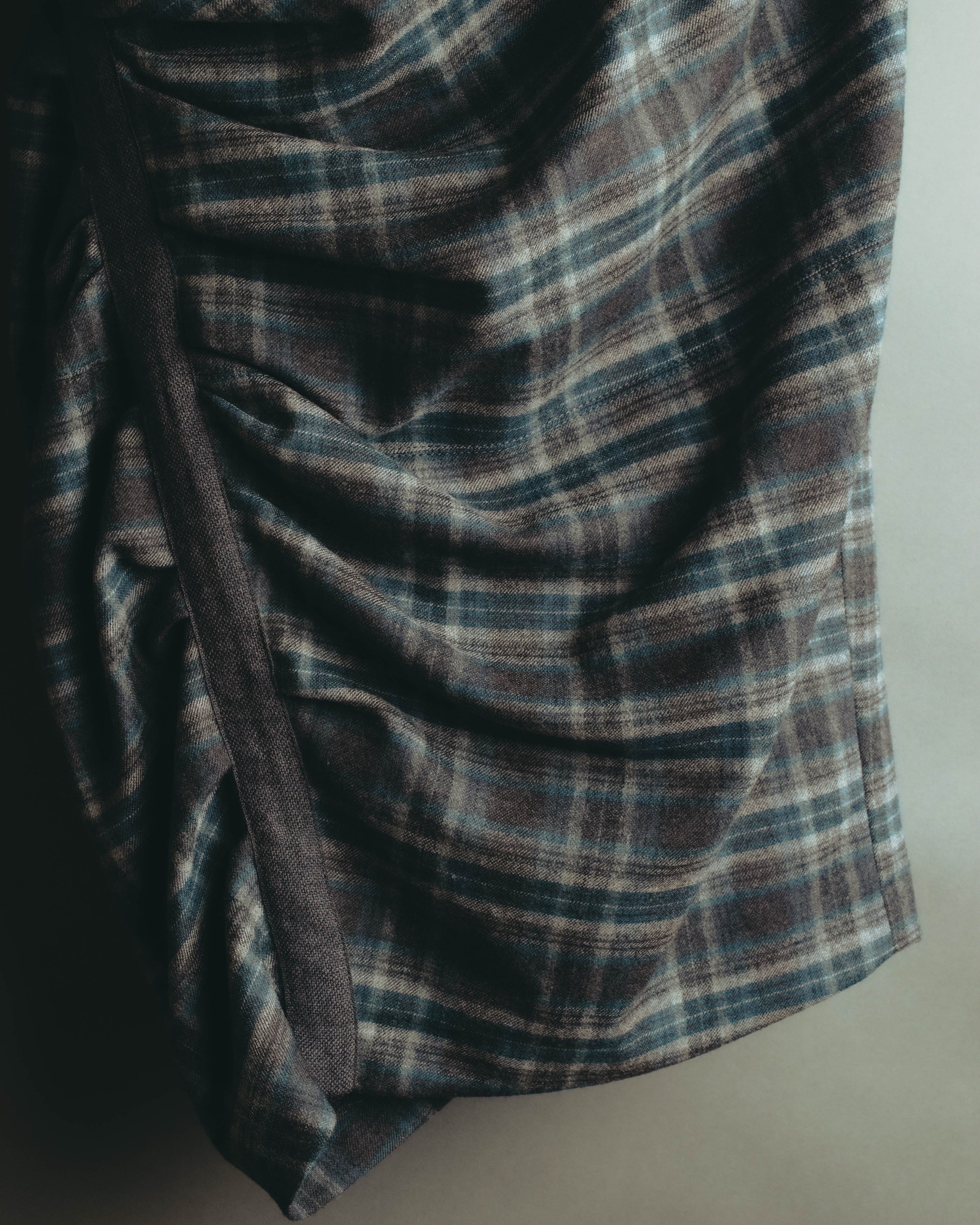 "BRUNELLO CUCINELLI" Late 90's-early 10's Soft wool plaid draped skirt