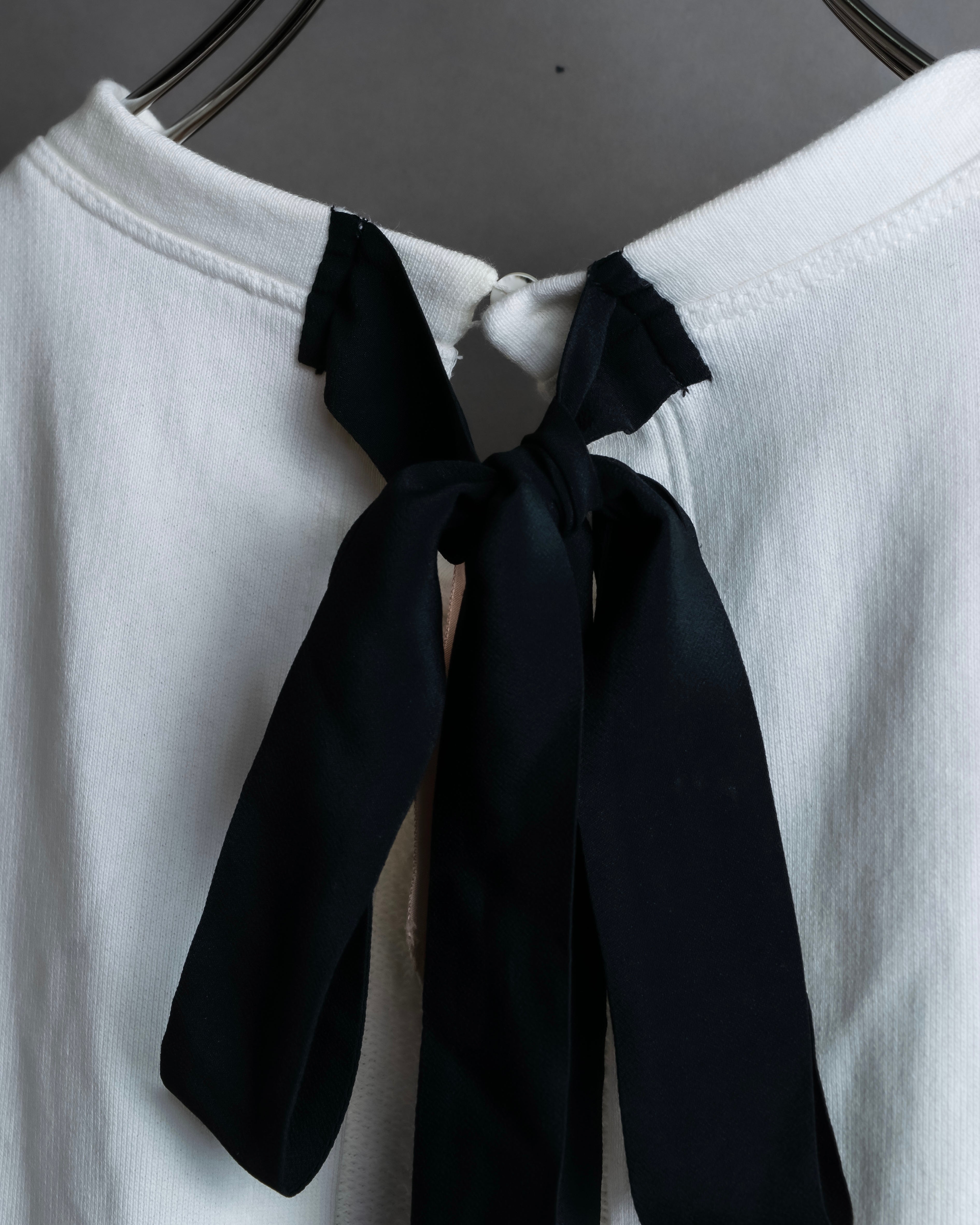 "N21 NUMERO VENTUNO" Back ribbon detail crew neck T-shirt