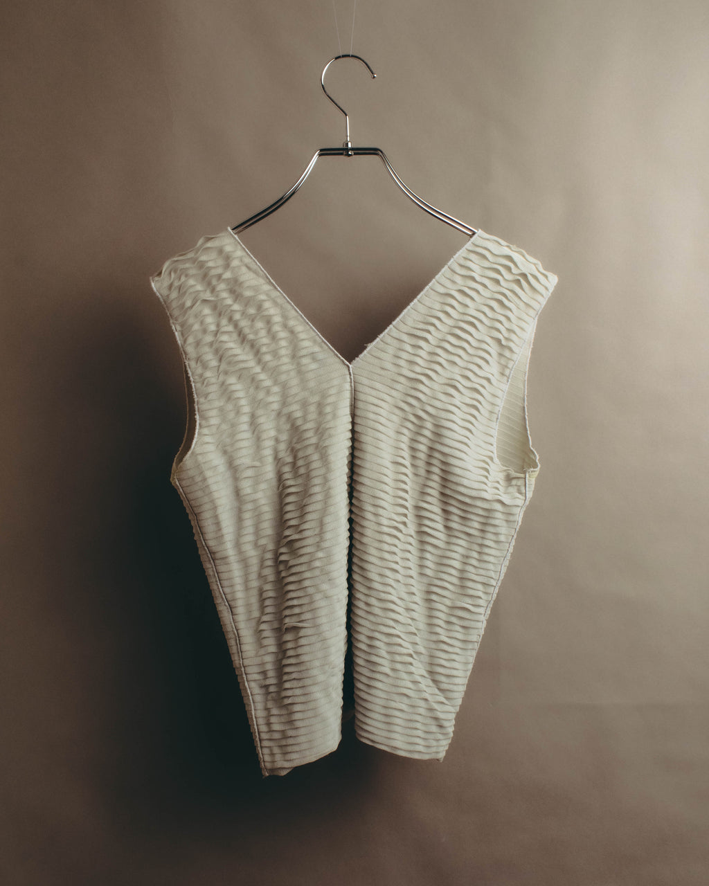 “GIORGIO ARMANI” 2000’s Textured wave knit vest