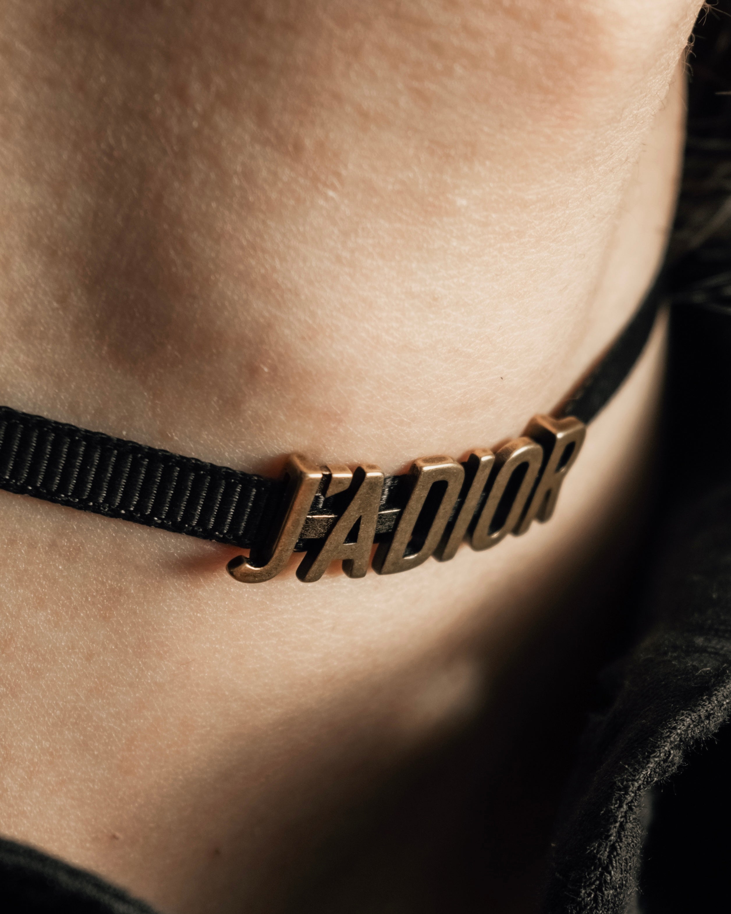 "Christian Dior" J’ADIOR motif design choker