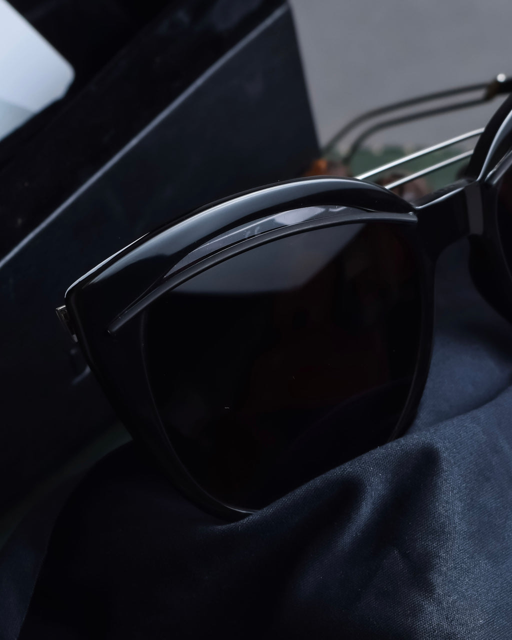 "Christian Dior" Metal frame layered cat-eye sunglasses