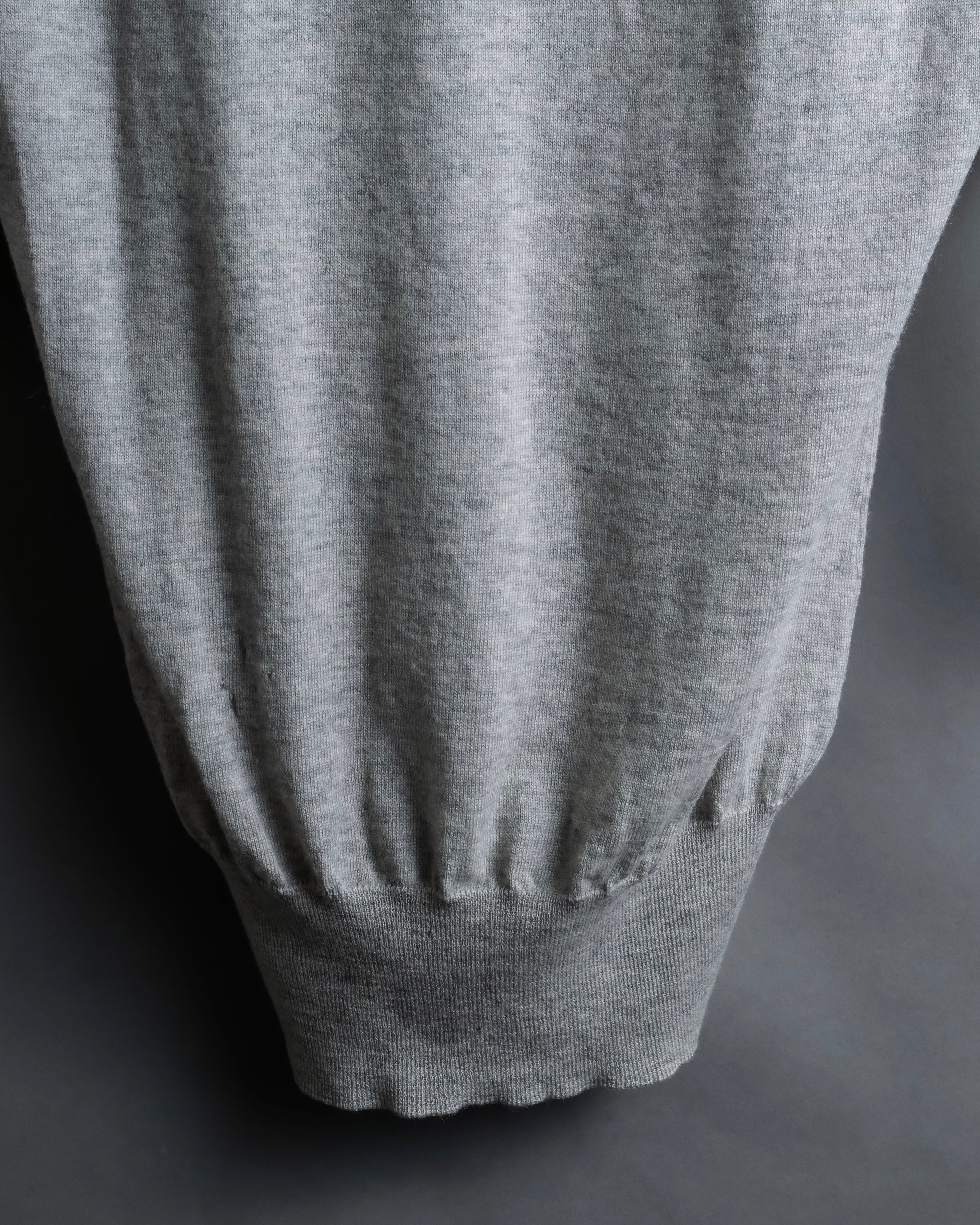 "JIL SANDER" Solid texture V neck mixed knit