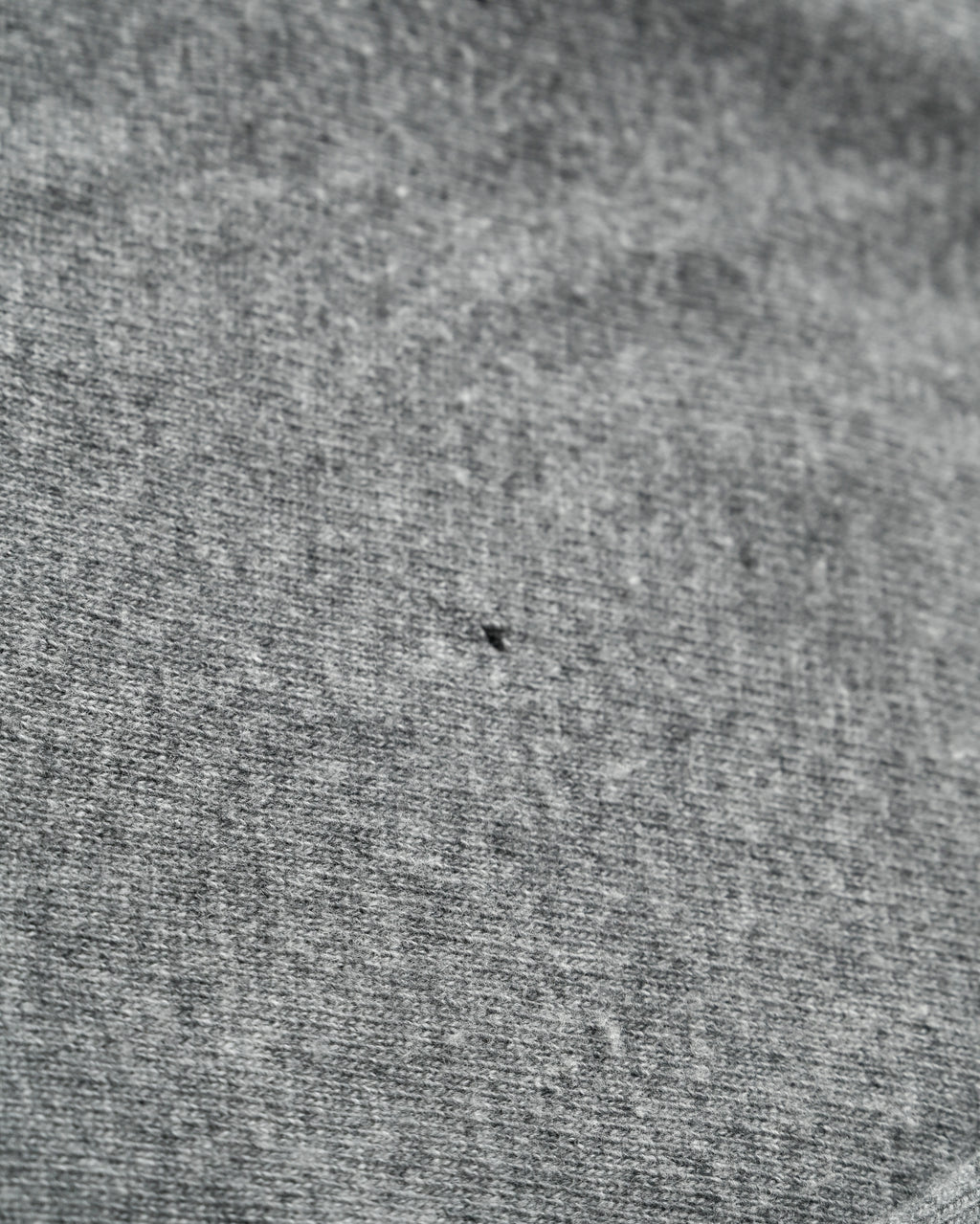 MIU MIU
/ Back Logo Cut Off Short Knit Sweater Gray