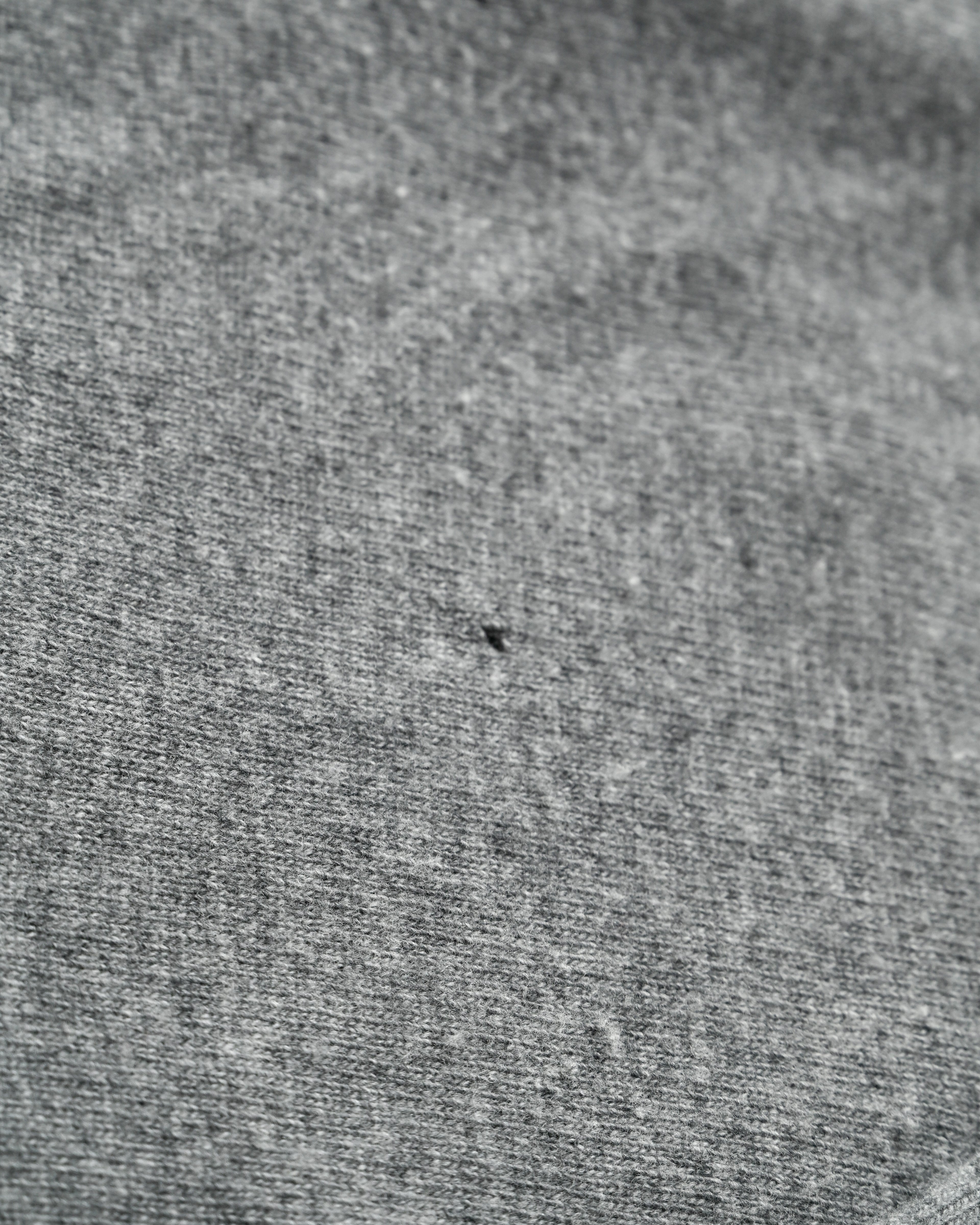 MIU MIU
/ Back Logo Cut Off Short Knit Sweater Gray