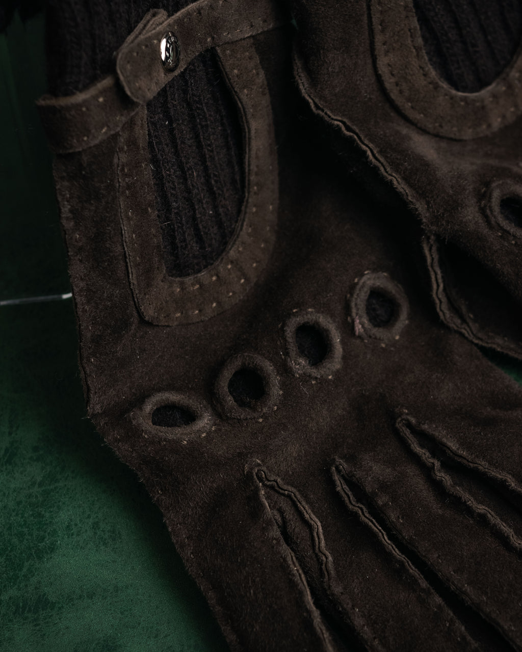 –SPECIAL– “HERMES” 80’s-90’s Cashmere lined suede driving gloves