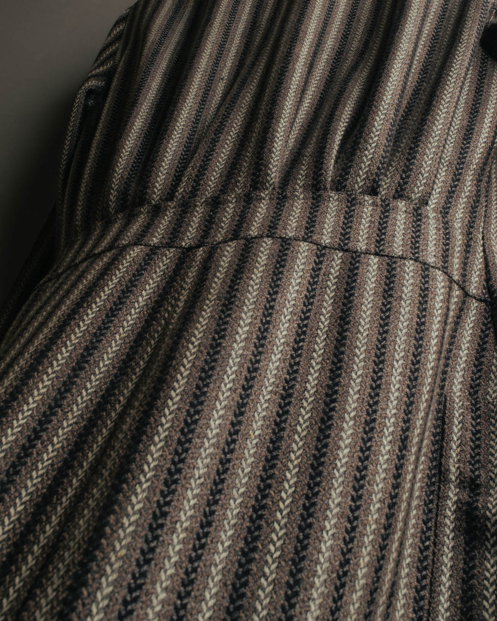 -SPECIAL- “GUCCI” 80’s-90’s Textured striped shawl collar long coat