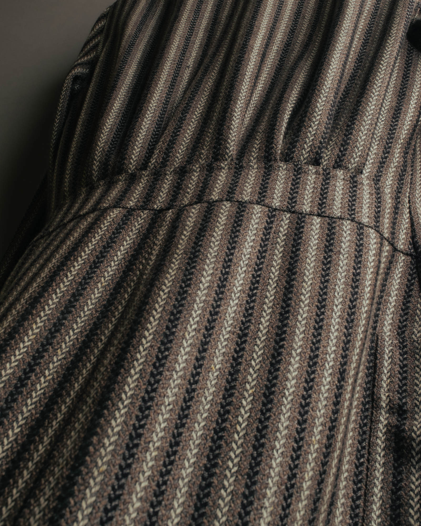 -SPECIAL- “GUCCI” 80’s-90’s Textured striped shawl collar long coat
